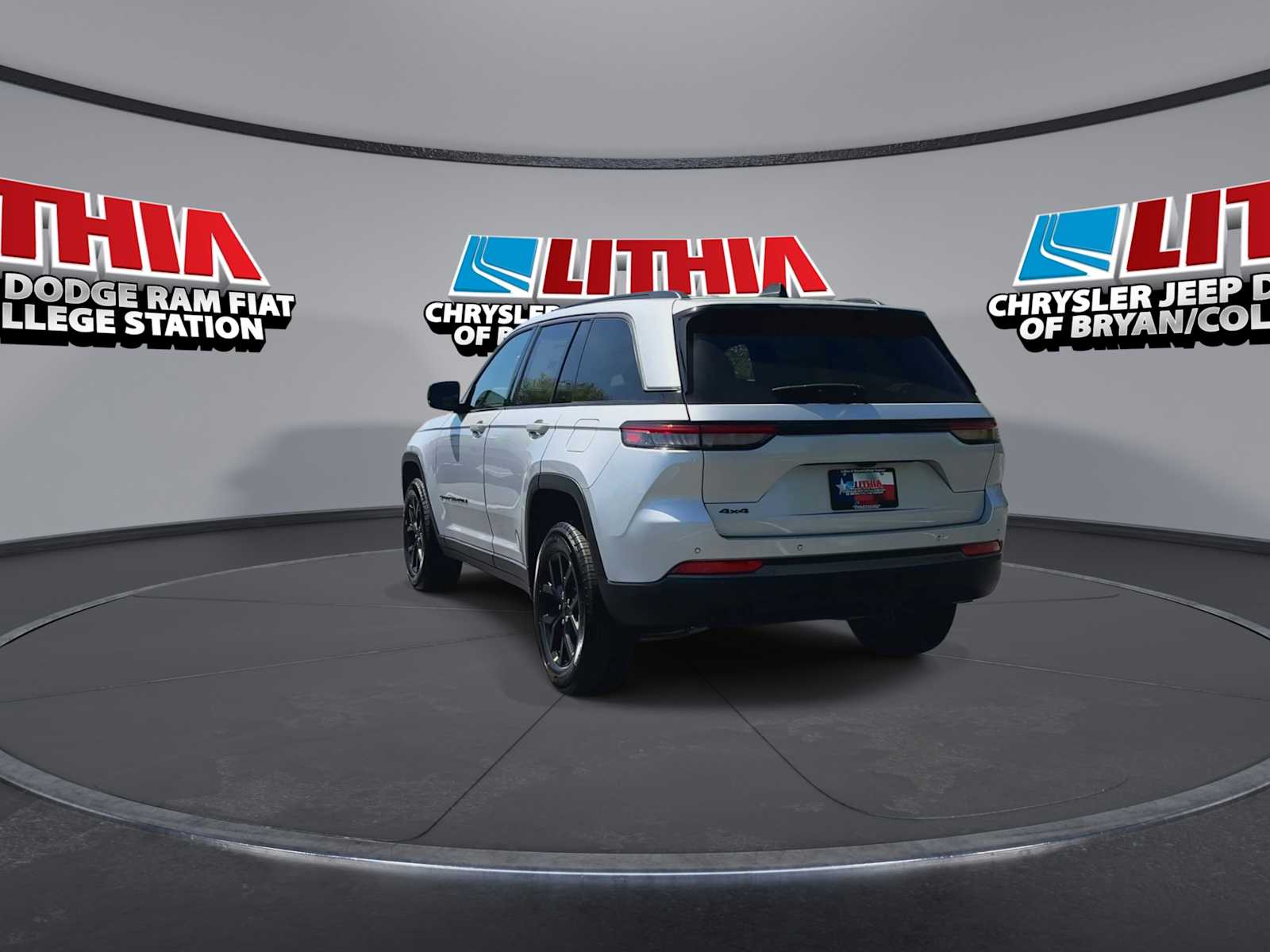 Thumbnail: 2026 Jeep Grand Cherokee - 6