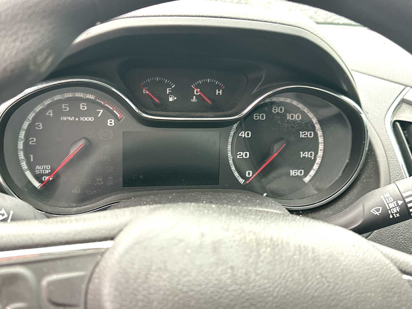 Thumbnail: 2017 Chevrolet Cruze - 6