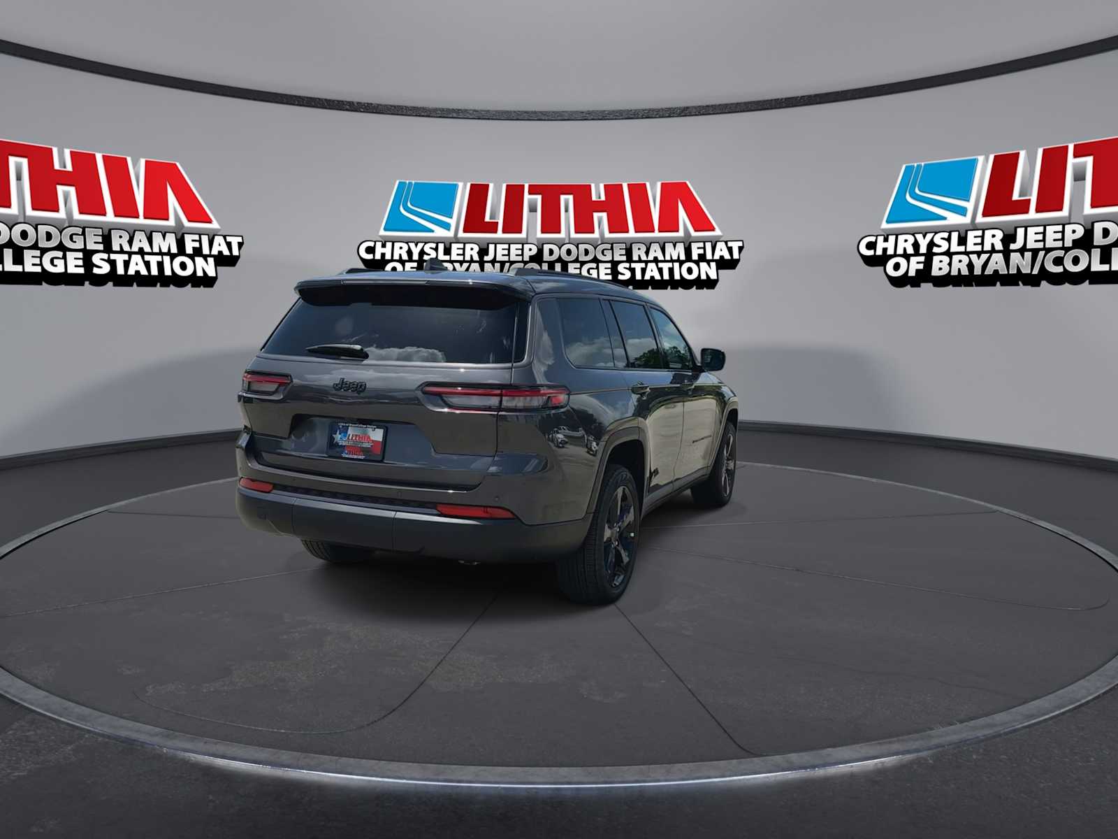 Thumbnail: 2026 Jeep Grand Cherokee - 7