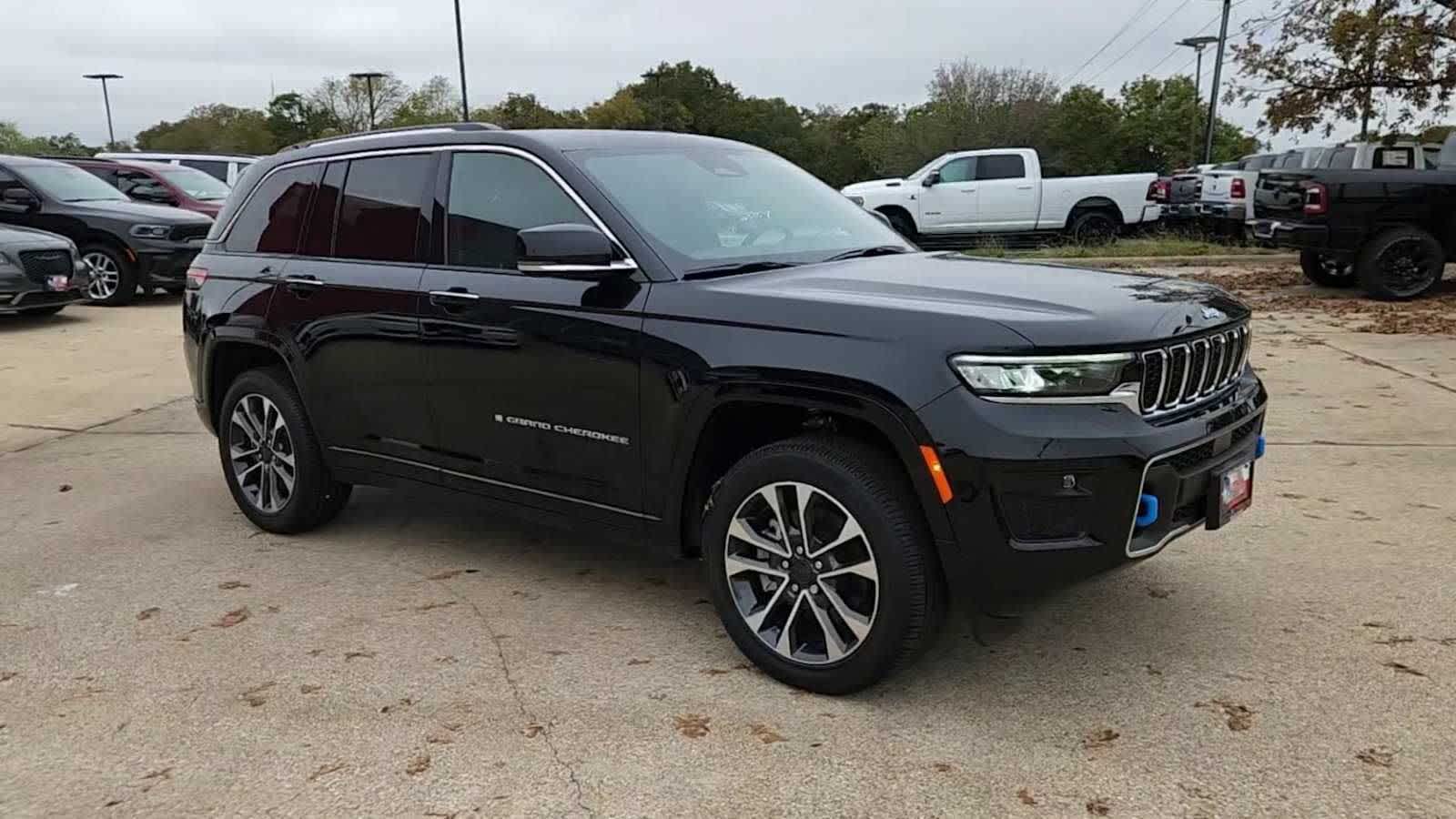 Thumbnail: 2024 Jeep Grand Cherokee - 2