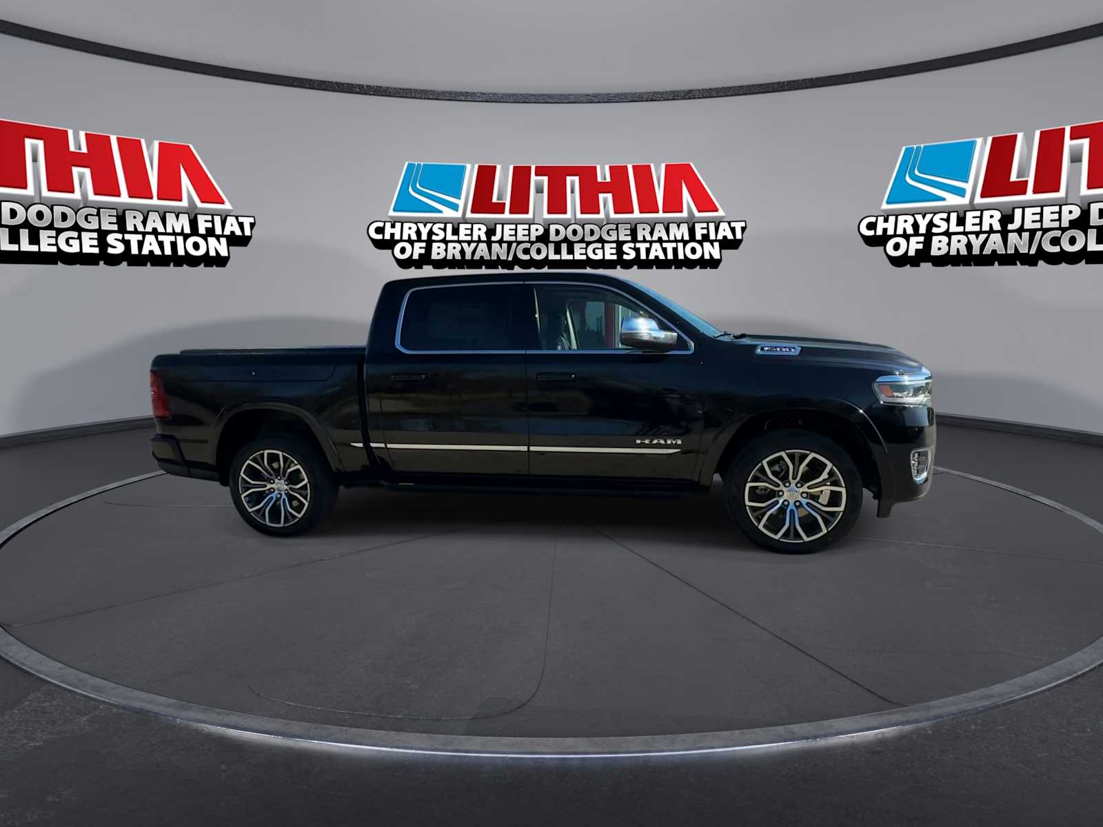 Thumbnail: 2026 RAM 1500 - 9