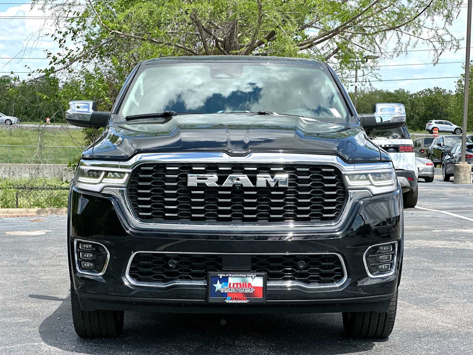 Thumbnail: 2026 RAM 1500 - 10