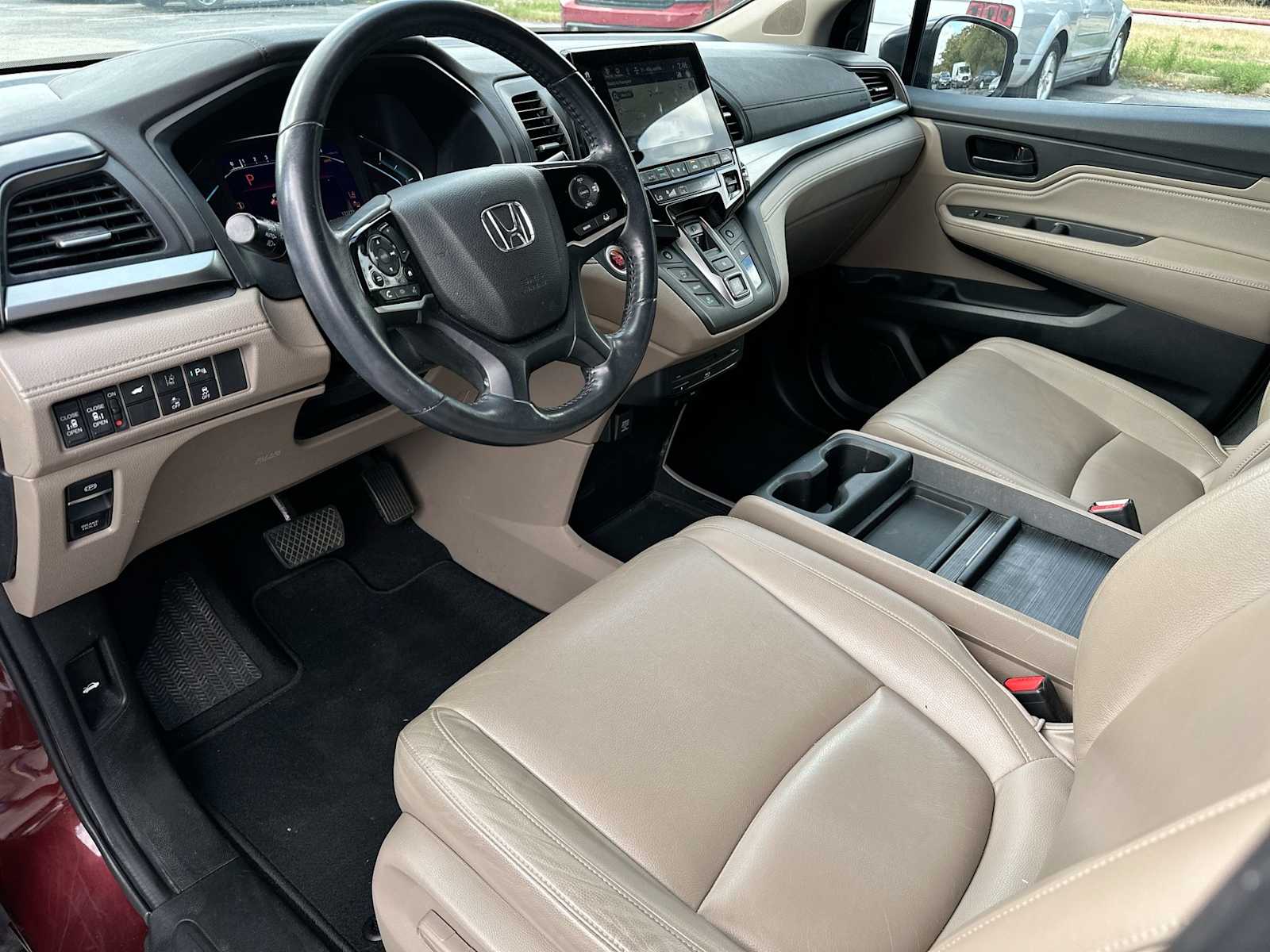 Thumbnail: 2018 Honda Odyssey - 18