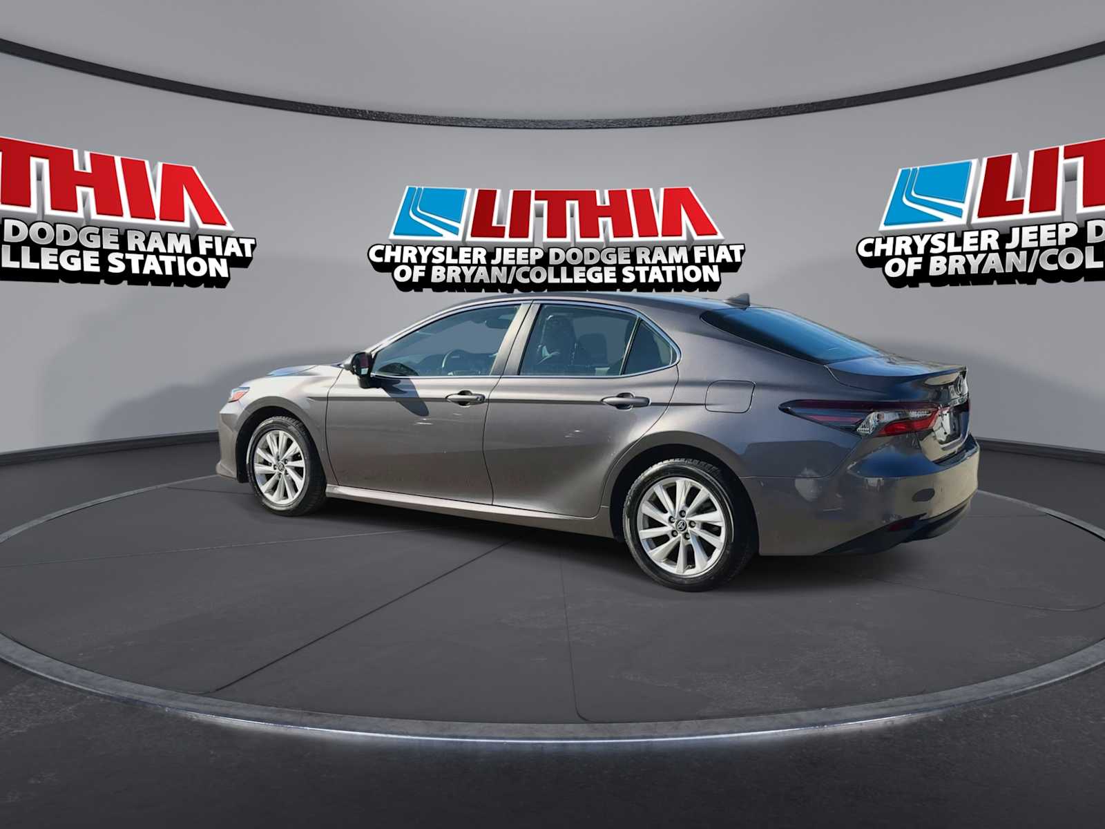 Thumbnail: 2024 Toyota Camry - 6