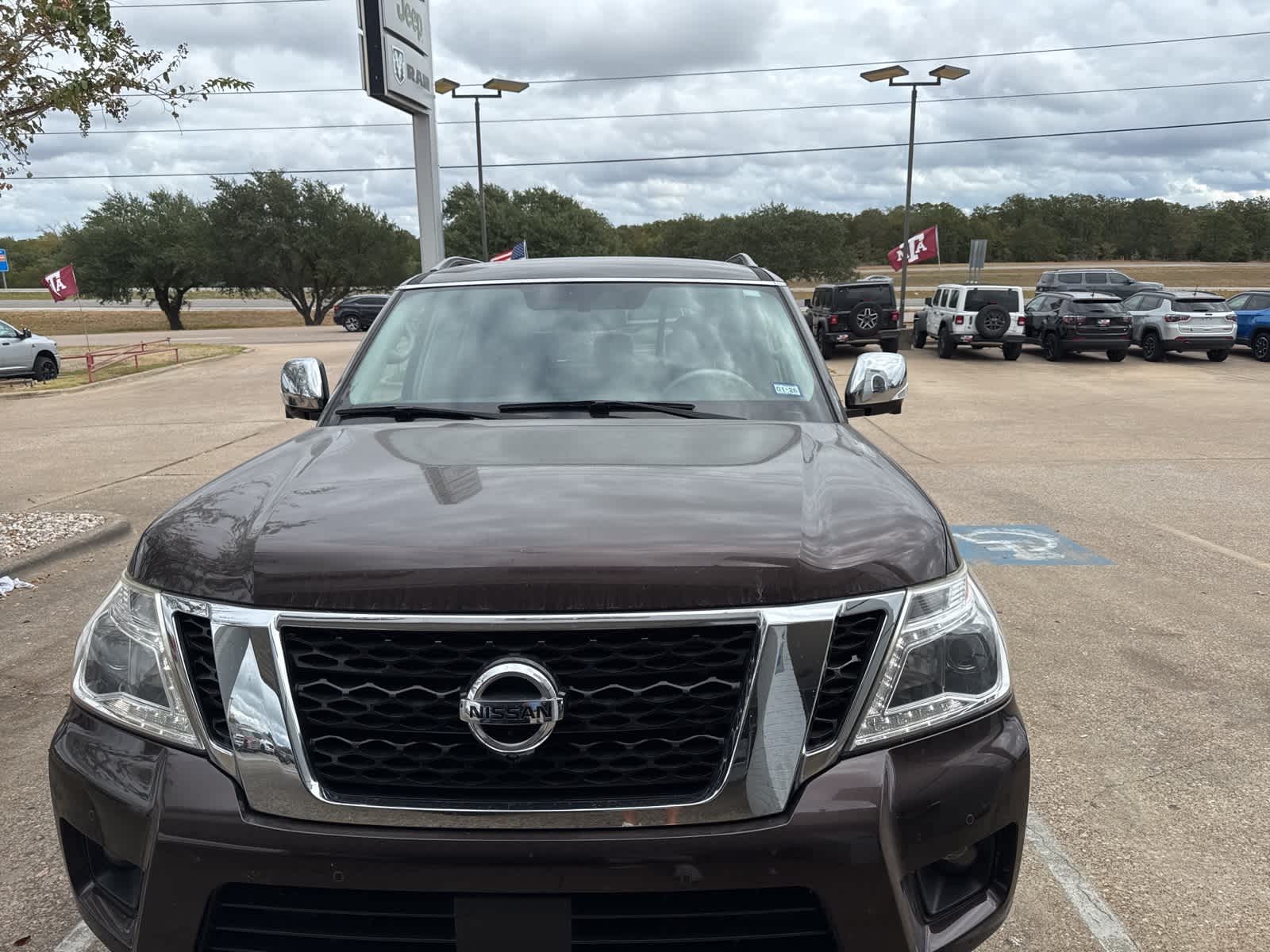 Thumbnail: 2020 Nissan Armada - 2