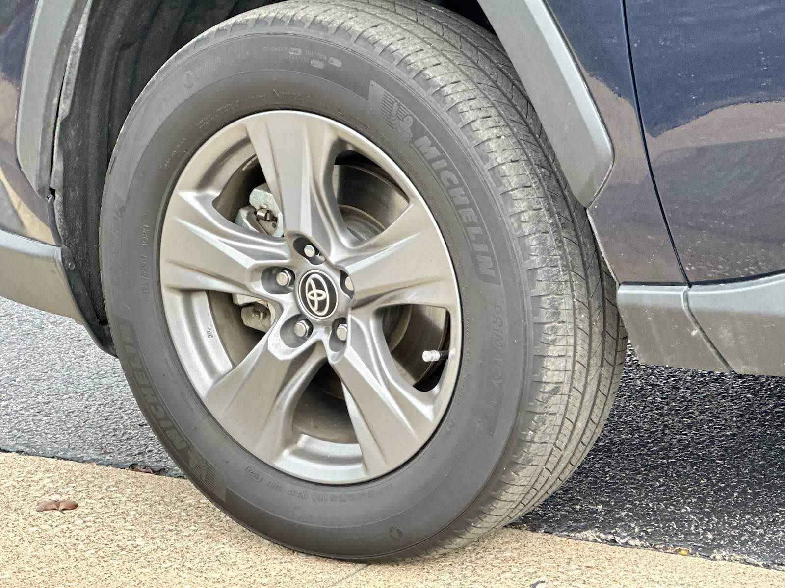 Thumbnail: 2024 Toyota RAV4 - 11