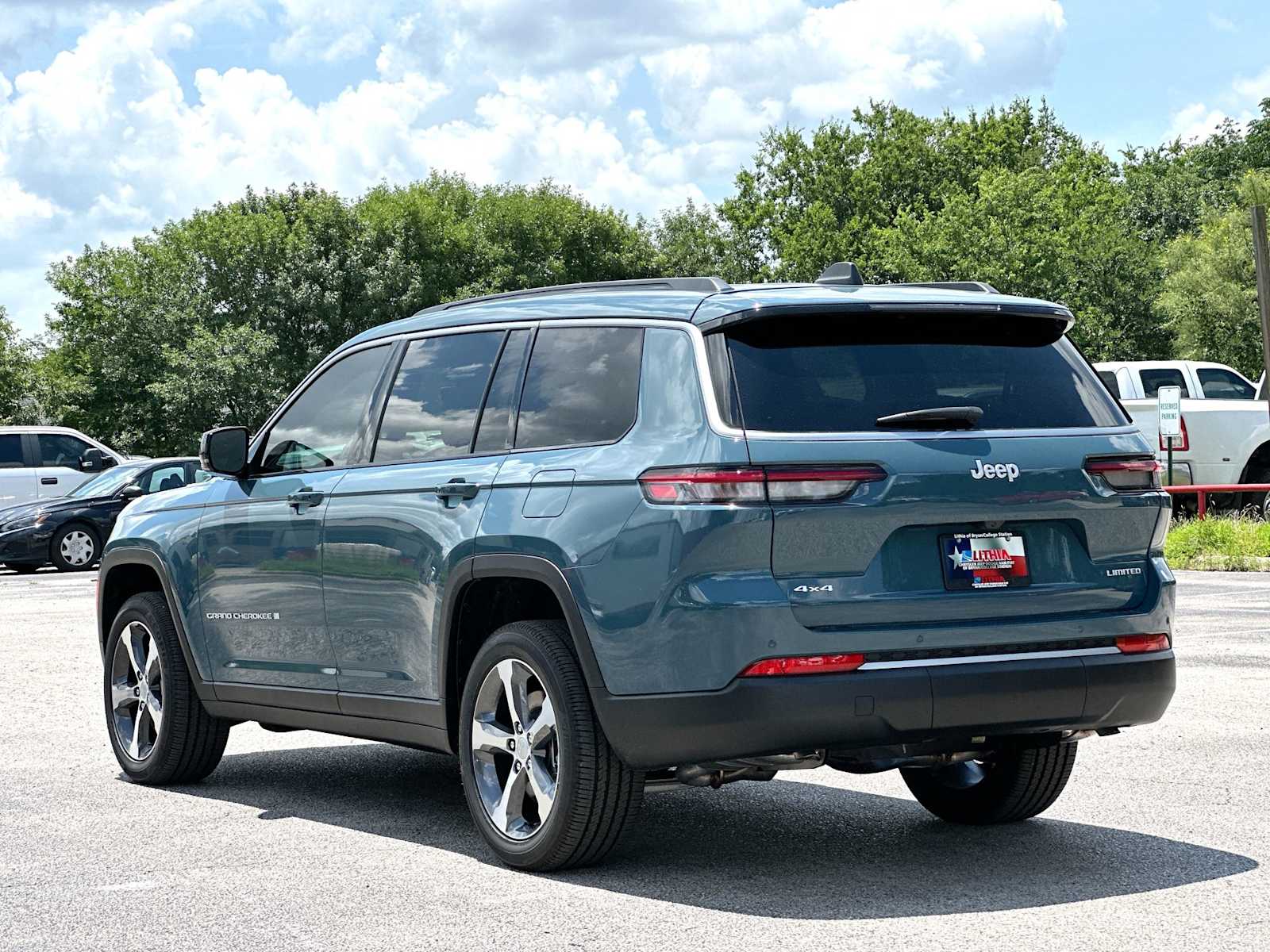 Thumbnail: 2026 Jeep Grand Cherokee - 13