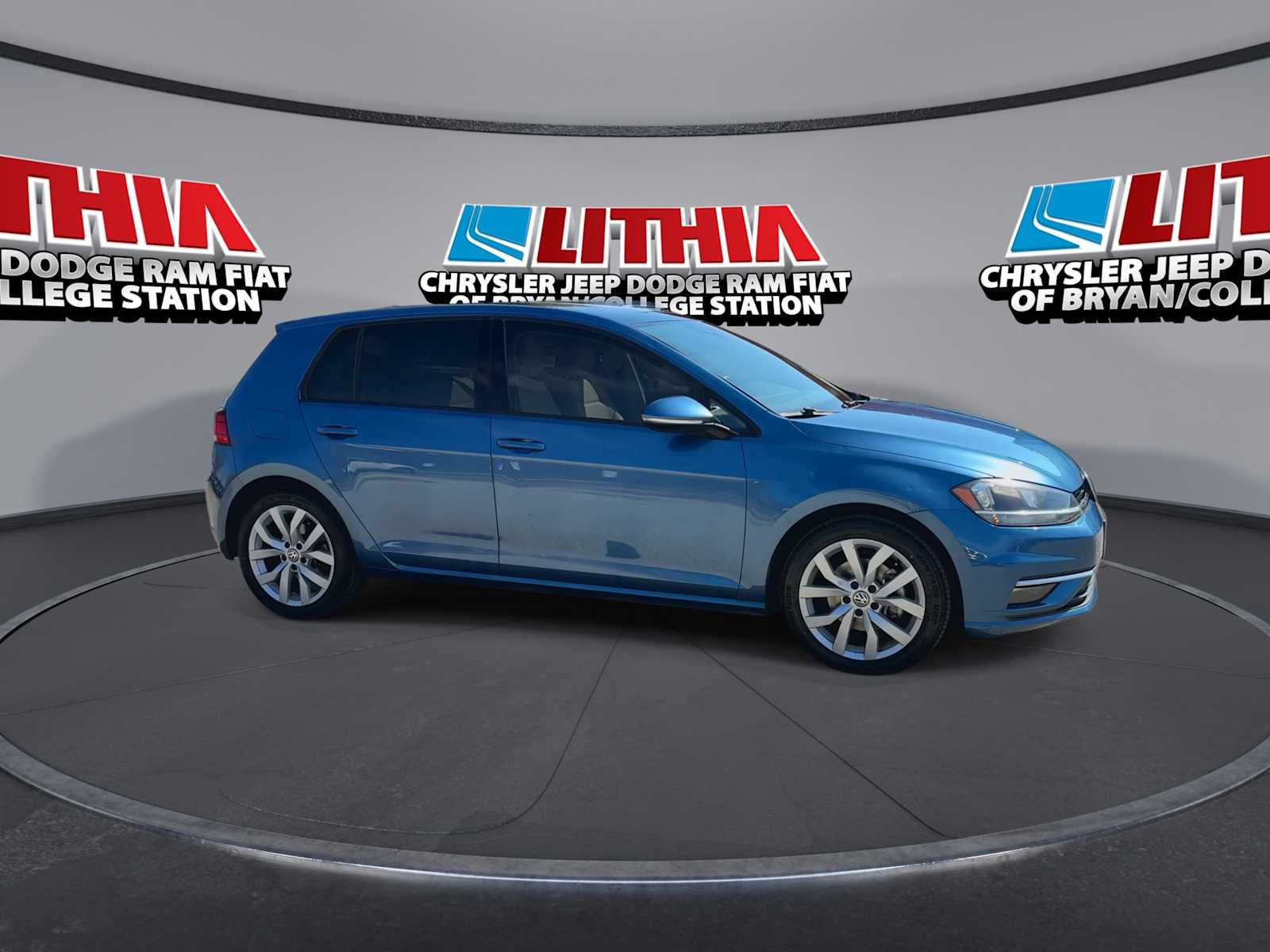 Thumbnail: 2019 Volkswagen Golf - 9