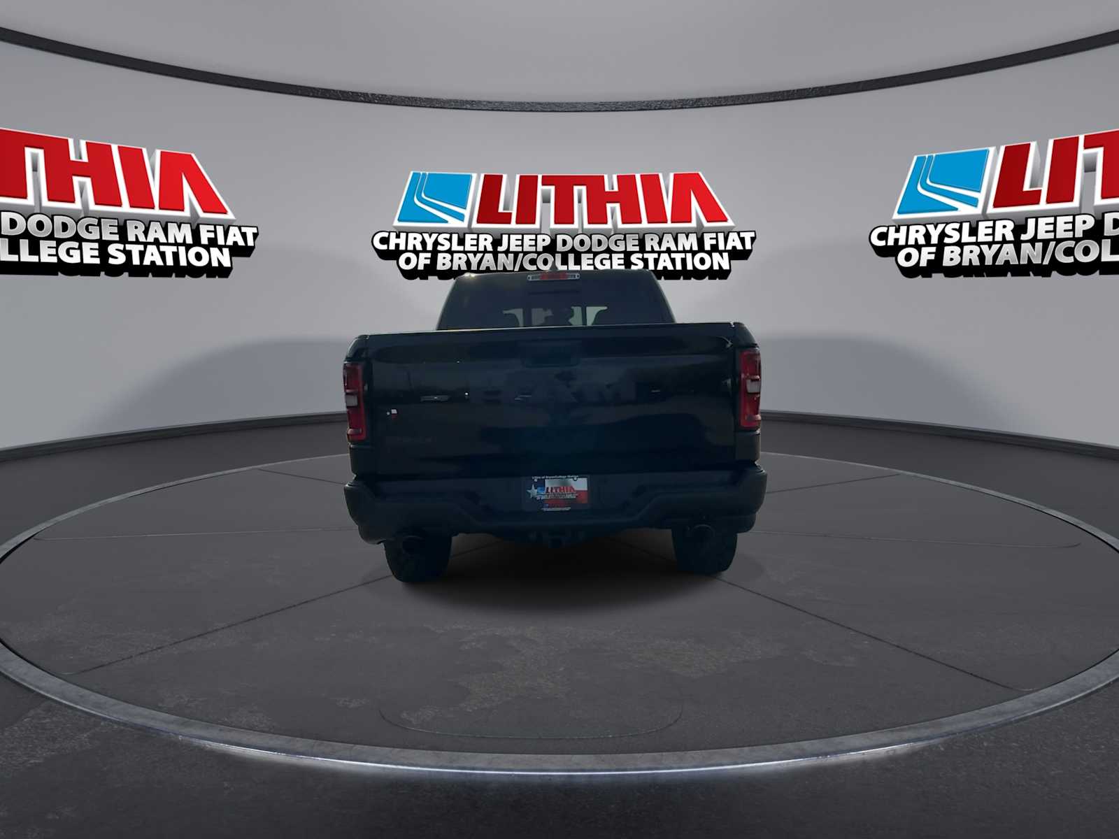 Thumbnail: 2026 RAM 1500 - 7