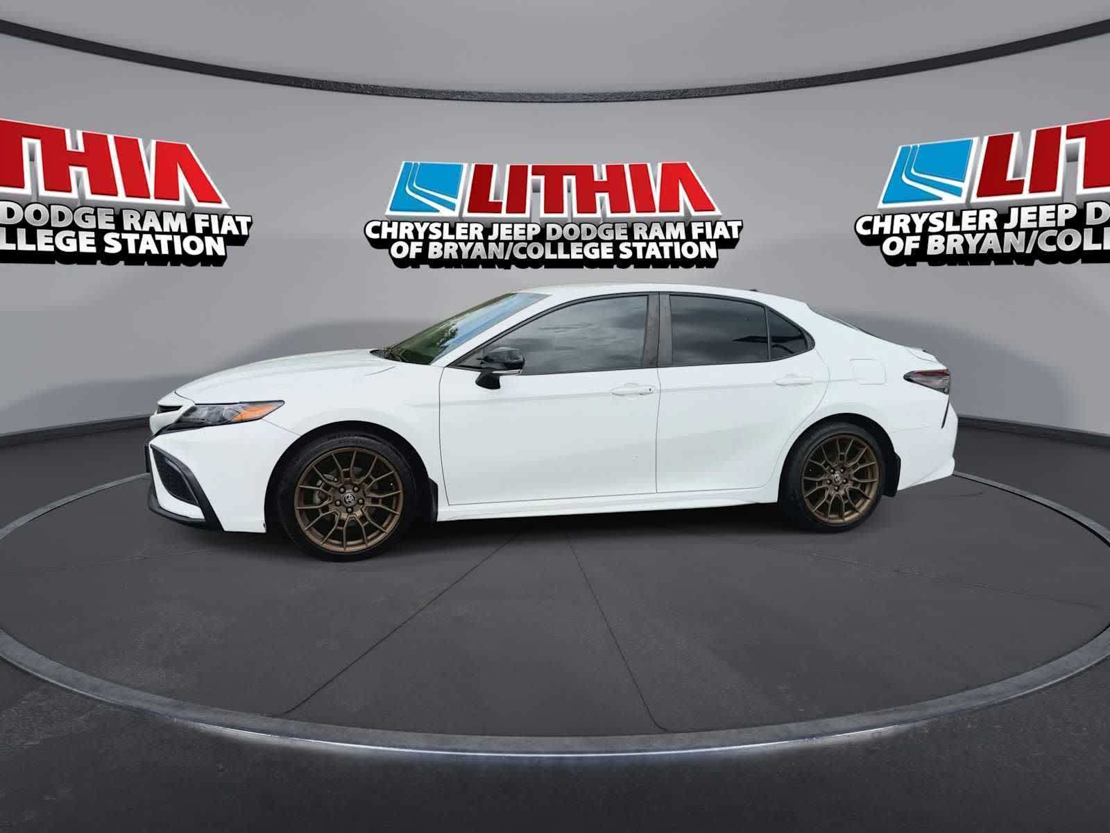 Thumbnail: 2023 Toyota Camry - 4