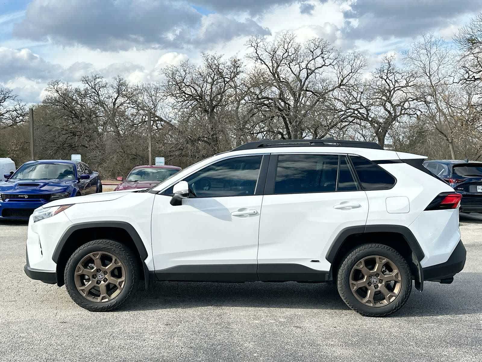 Thumbnail: 2023 Toyota RAV4 - 12