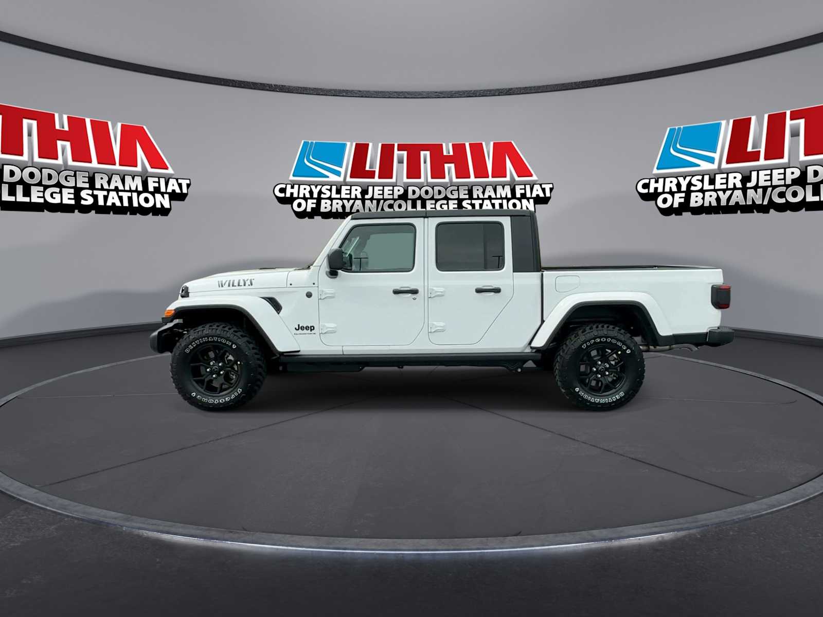 Thumbnail: 2026 Jeep Gladiator - 5