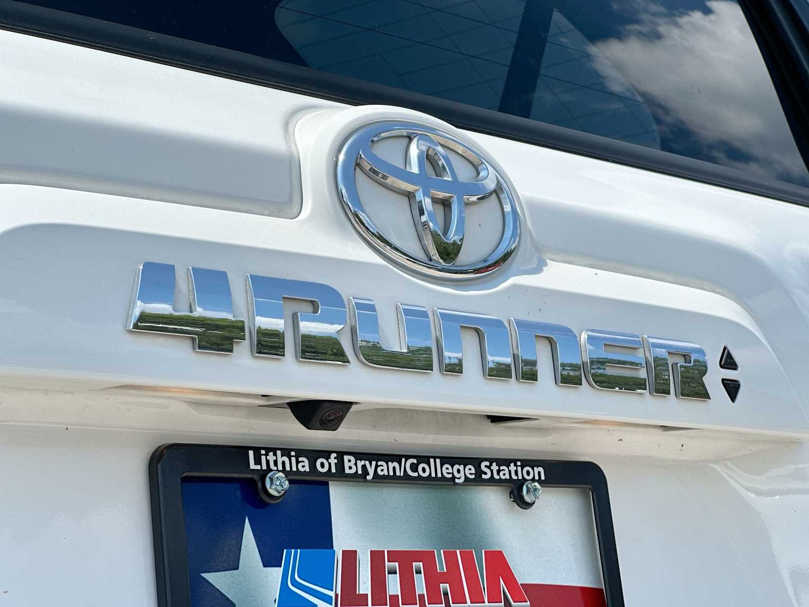 Thumbnail: 2024 Toyota 4Runner - 15