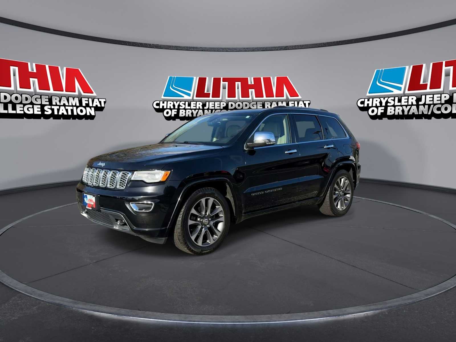 Thumbnail: 2017 Jeep Grand Cherokee - 4