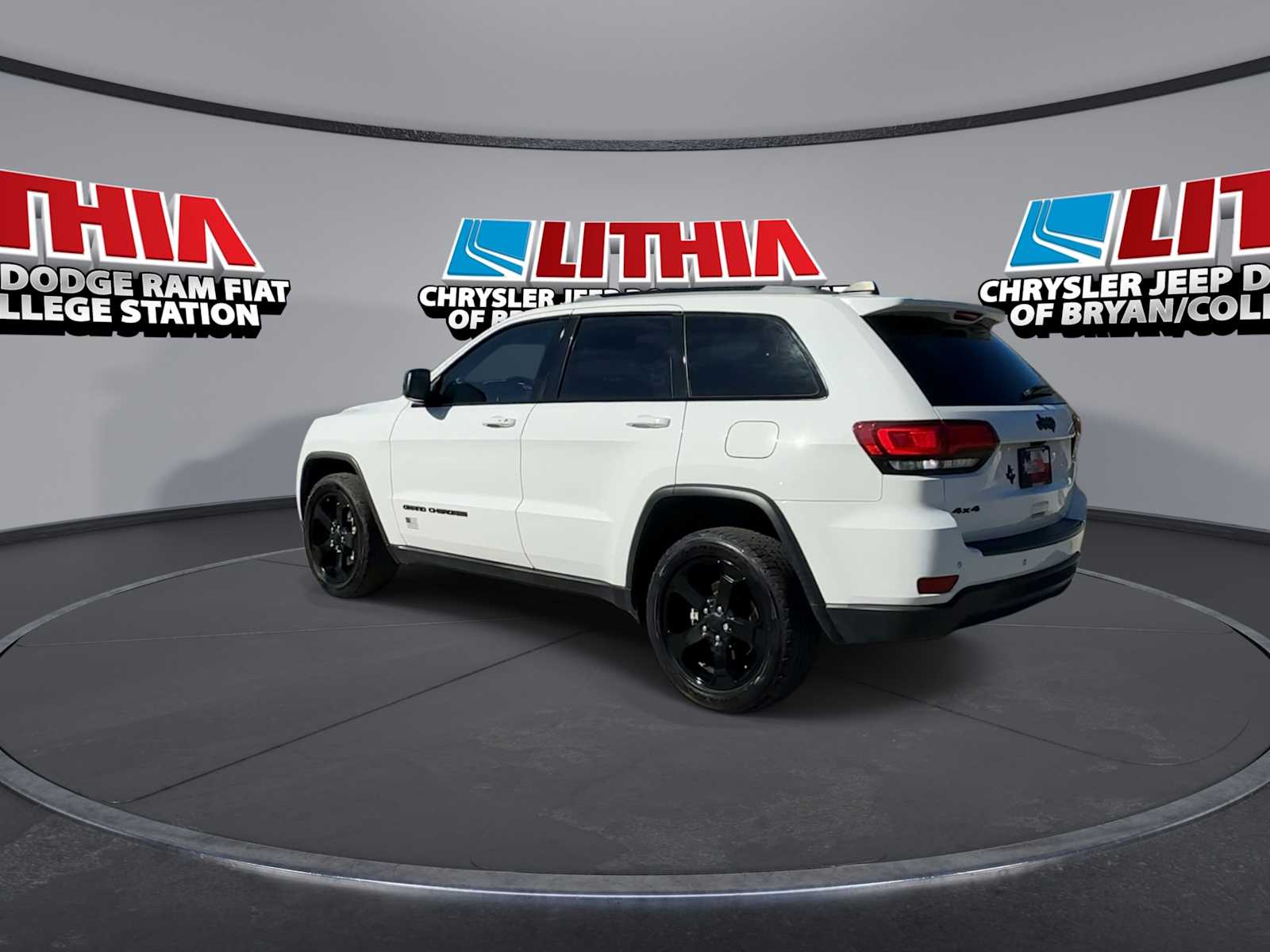 Thumbnail: 2021 Jeep Grand Cherokee - 6