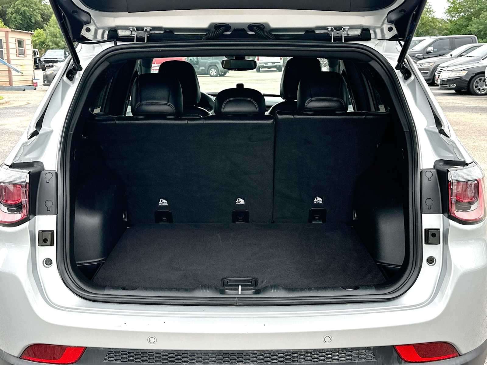 Thumbnail: 2025 Jeep Compass - 28