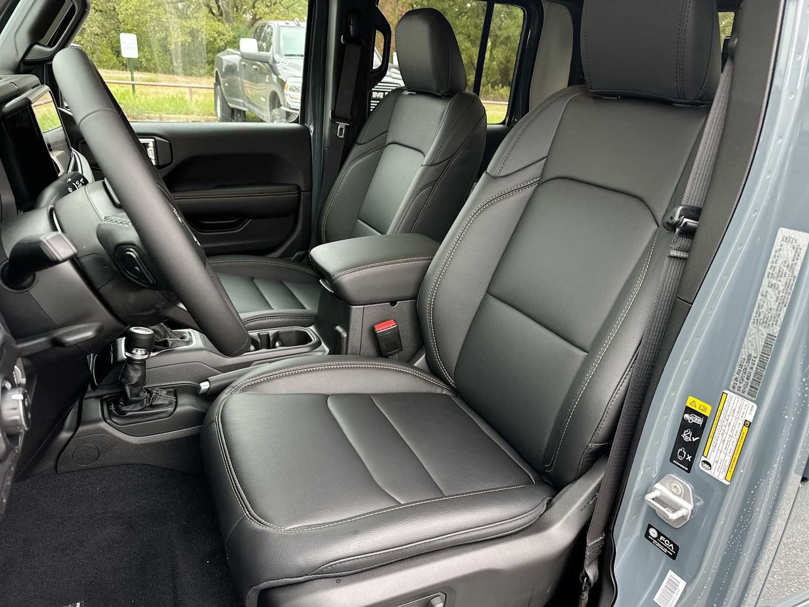 Thumbnail: 2026 Jeep Gladiator - 17