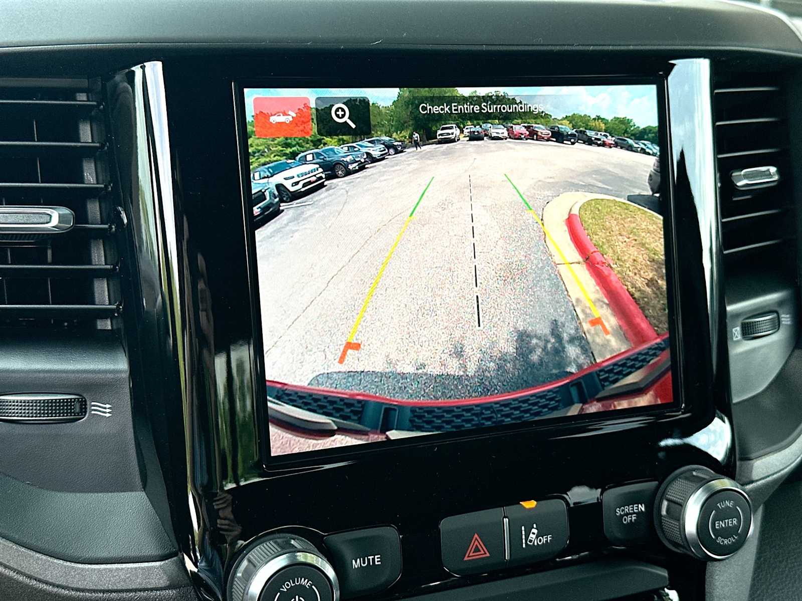 Thumbnail: 2026 RAM 1500 - 19