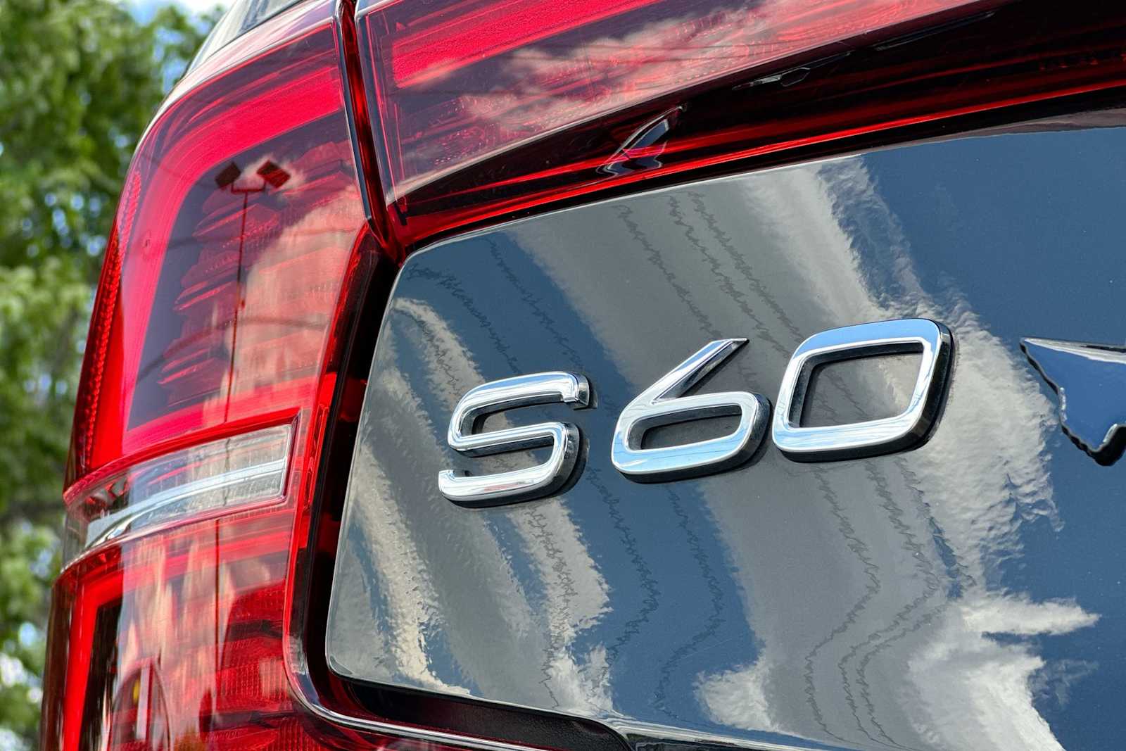 Thumbnail: 2025 Volvo S60 - 15