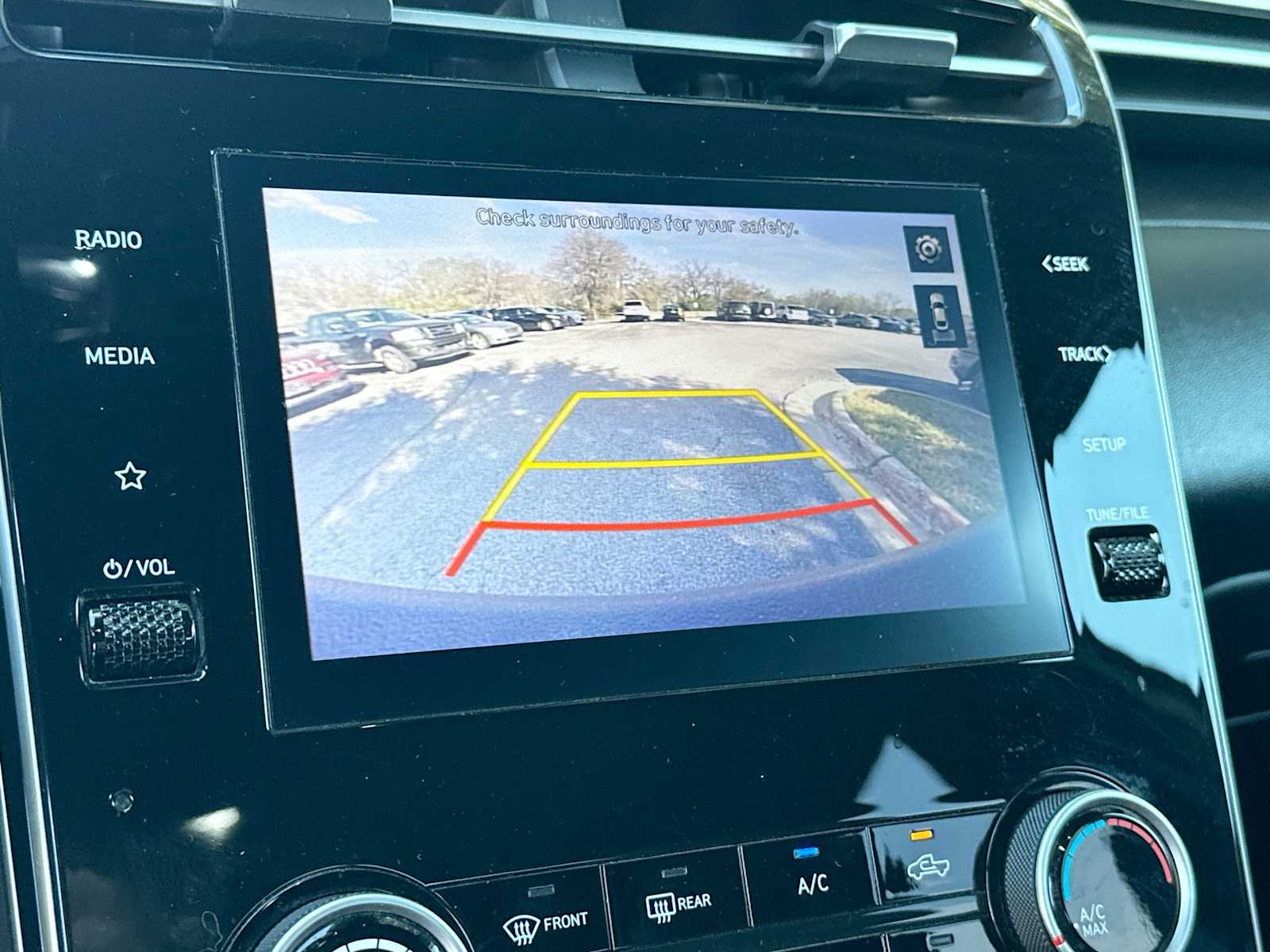 Thumbnail: 2023 Hyundai Santa Cruz - 20