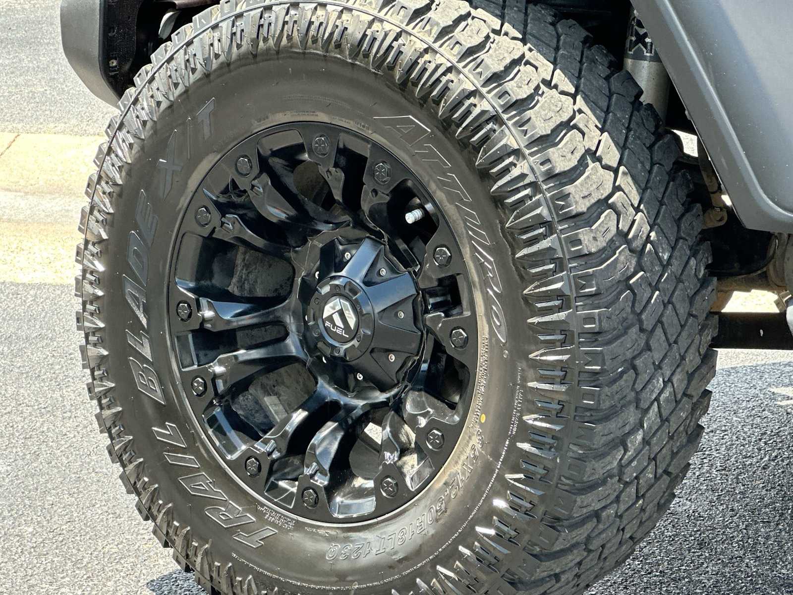 Thumbnail: 2020 Jeep Gladiator - 11