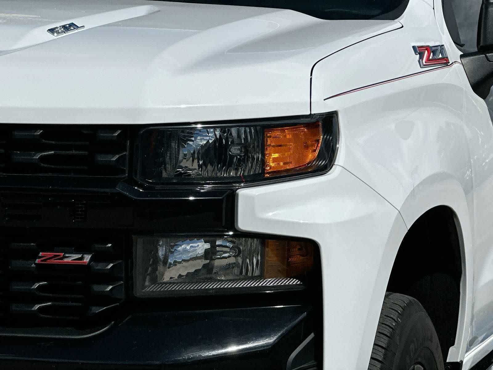 Thumbnail: 2022 Chevrolet Silverado 1500 - 16