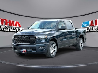 2026 Ram 1500 EXPRESS CREW CAB 4X2 5'7 BOX Pickup
