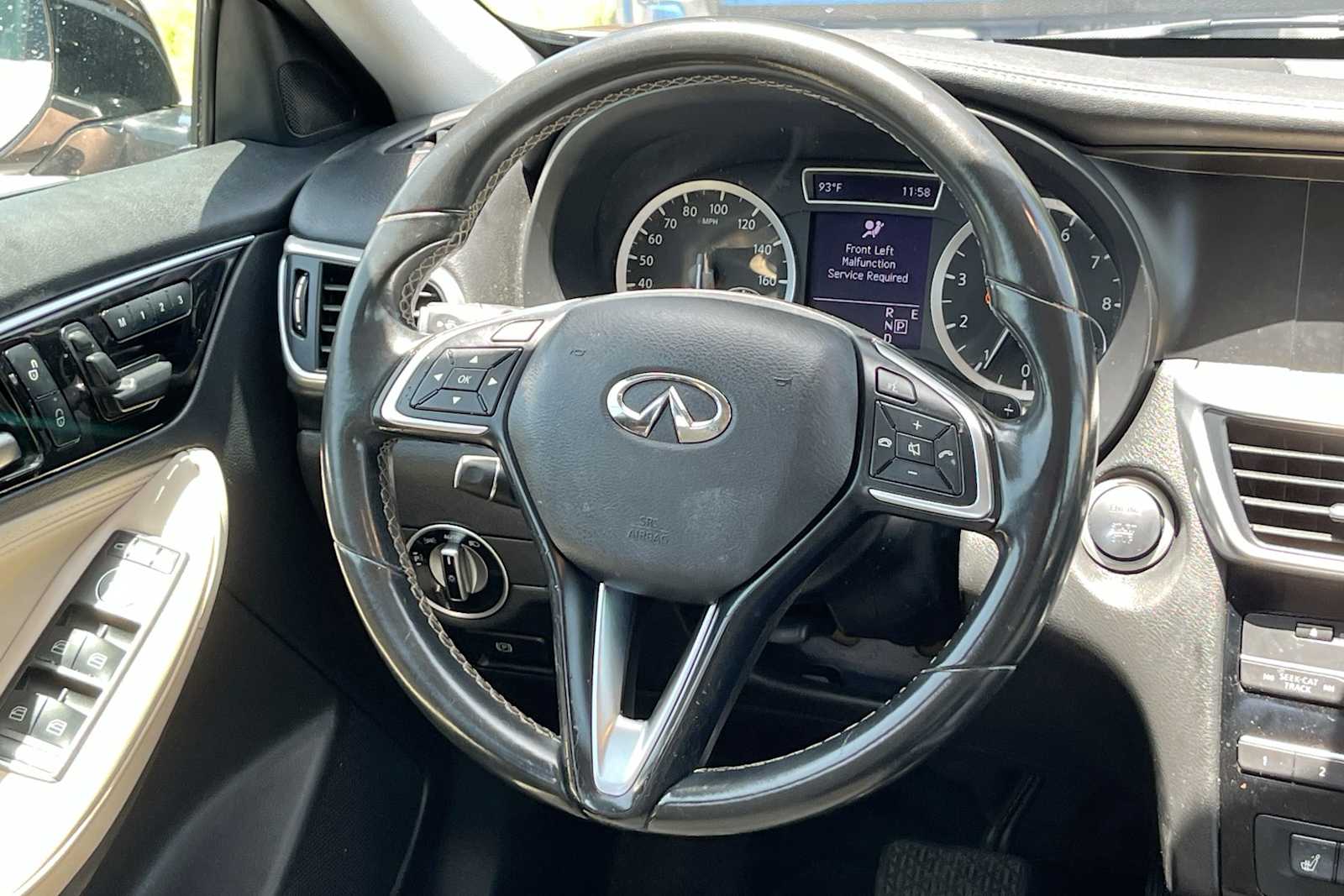 Thumbnail: 2019 INFINITI QX30 - 27