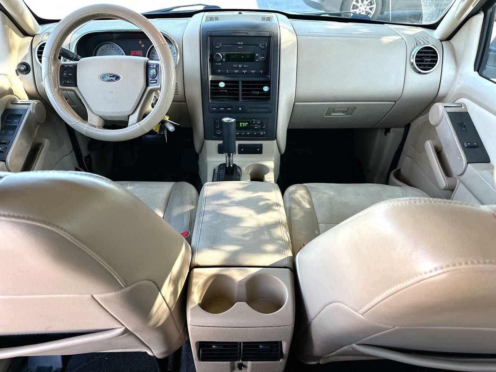 Thumbnail: 2007 Ford Explorer Sport Trac - 25