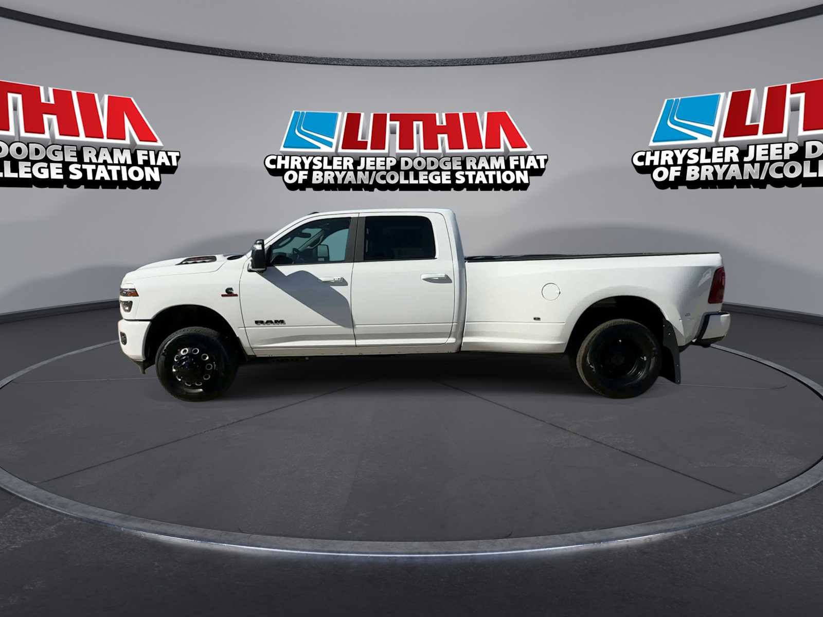 Thumbnail: 2026 RAM 3500 - 5