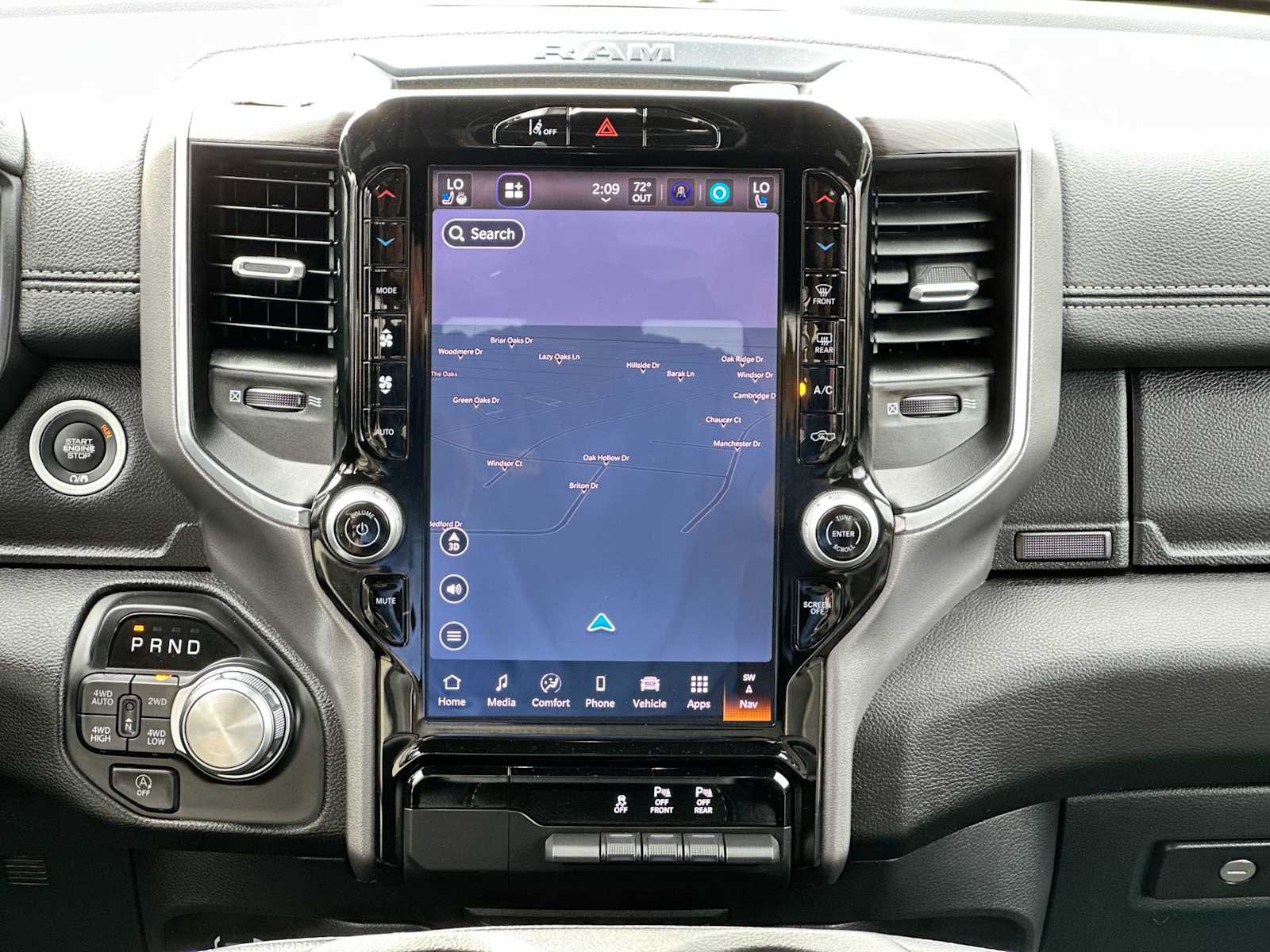 Thumbnail: 2025 RAM 1500 - 26