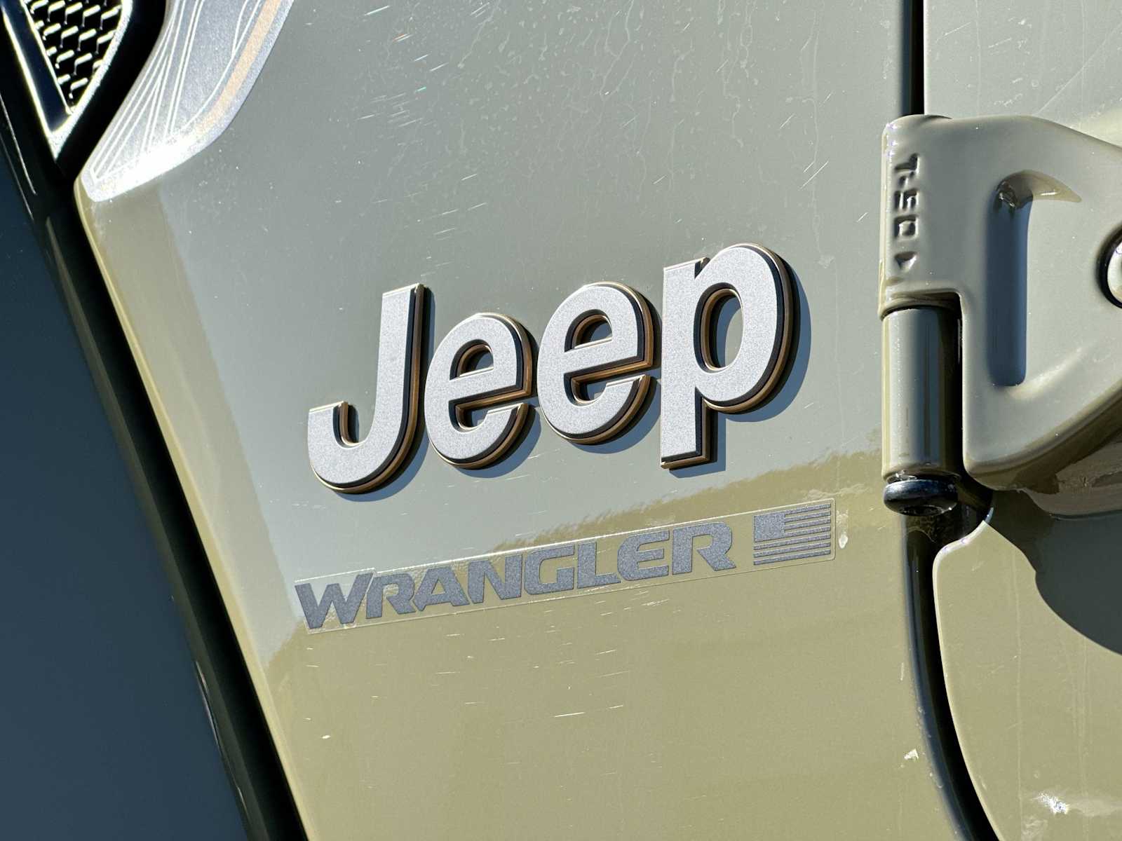 Thumbnail: 2025 Jeep Wrangler - 15