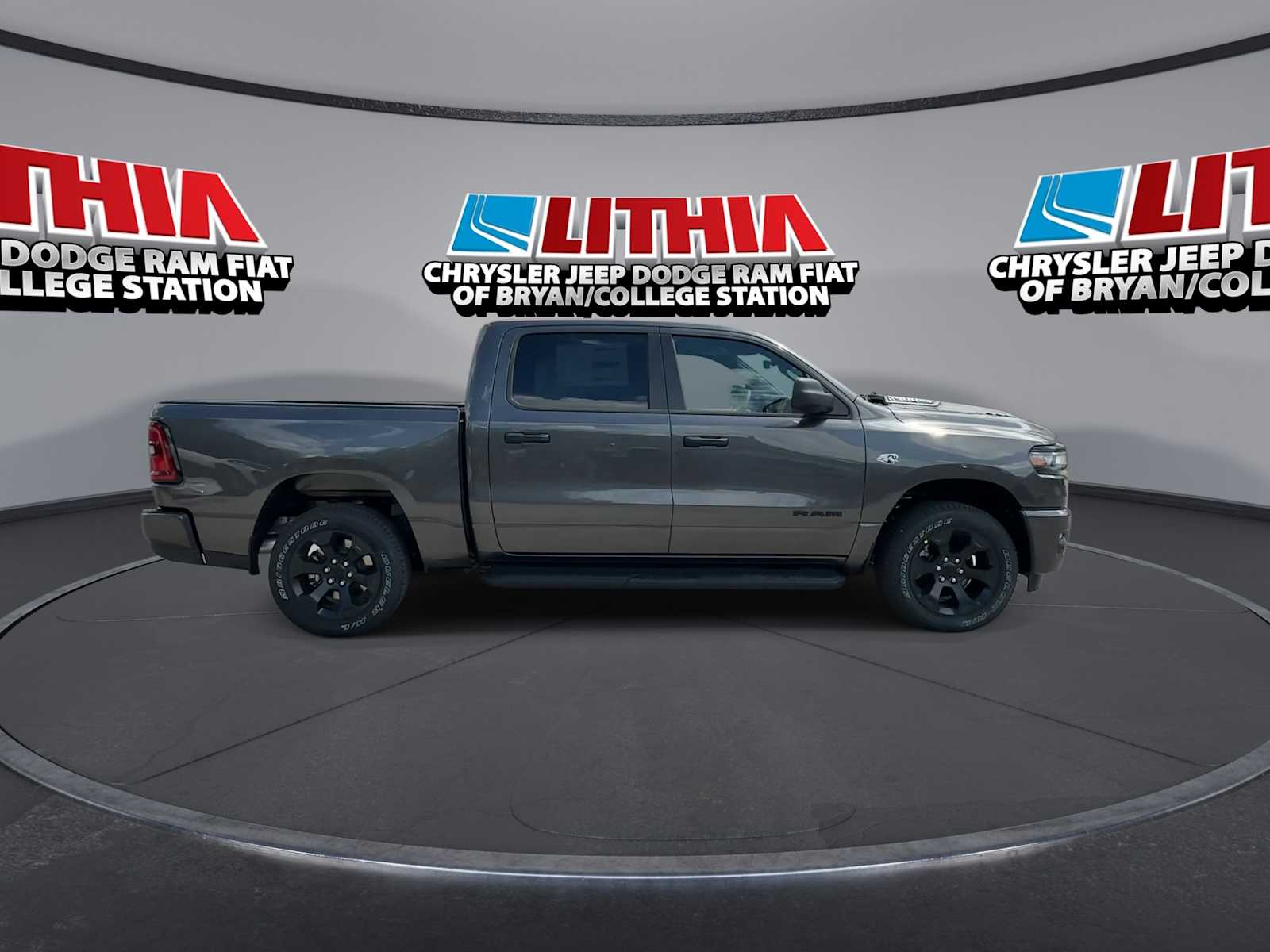 Thumbnail: 2026 RAM 1500 - 9