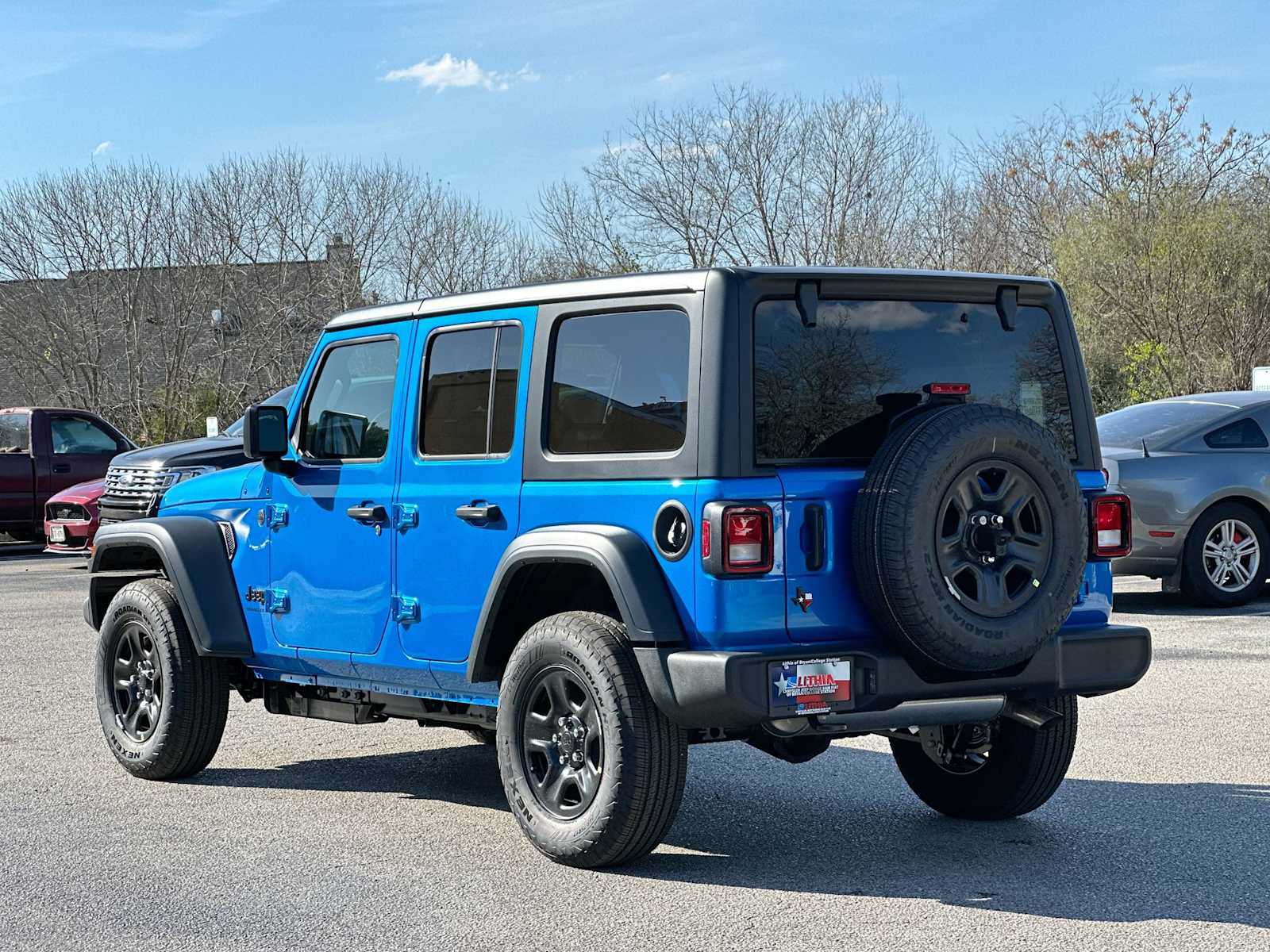Thumbnail: 2026 Jeep Wrangler - 13
