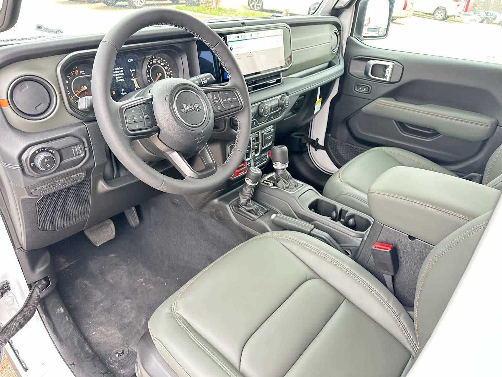 Thumbnail: 2026 Jeep Gladiator - 18