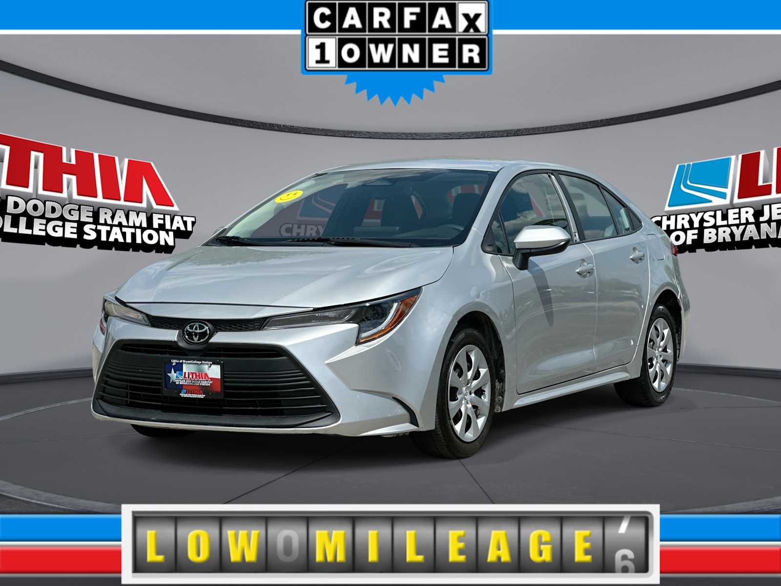 2024 Toyota Corolla LE's photo