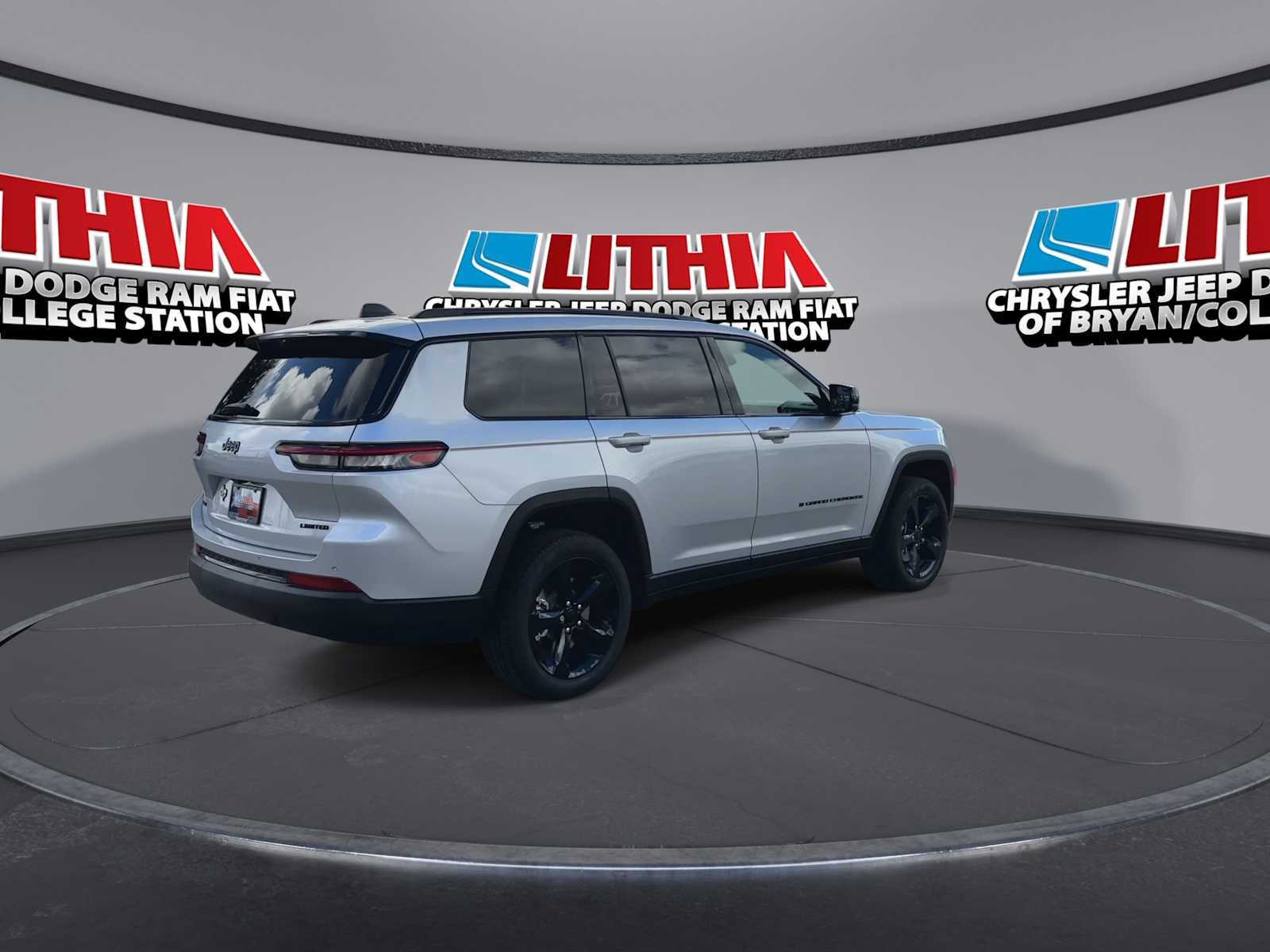 Thumbnail: 2025 Jeep Grand Cherokee - 8