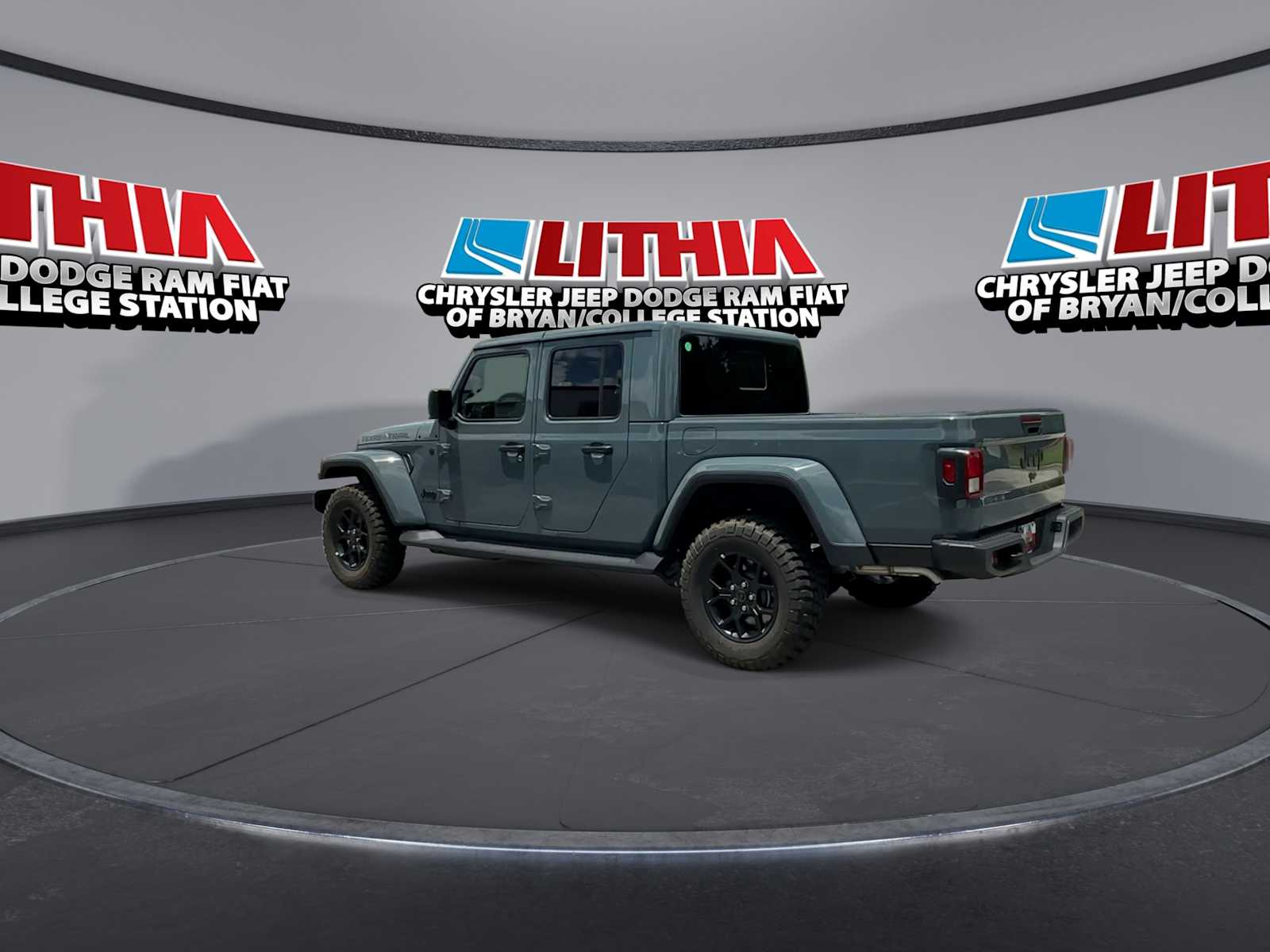 Thumbnail: 2026 Jeep Gladiator - 6