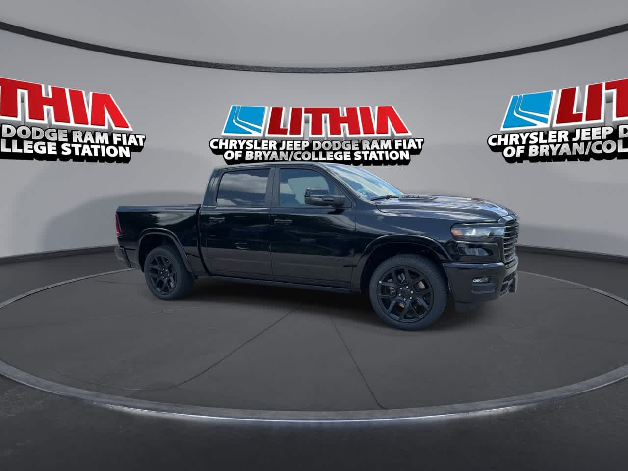 Thumbnail: 2025 RAM 1500 - 9
