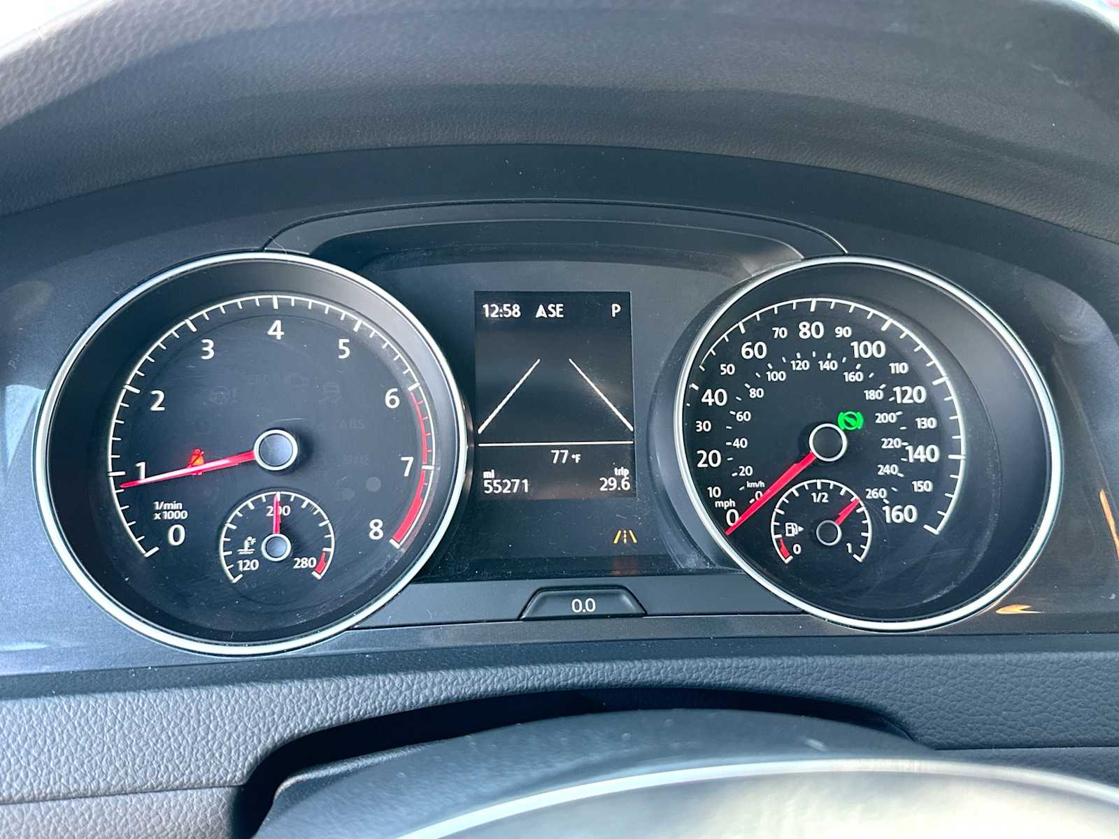 Thumbnail: 2019 Volkswagen Golf - 19