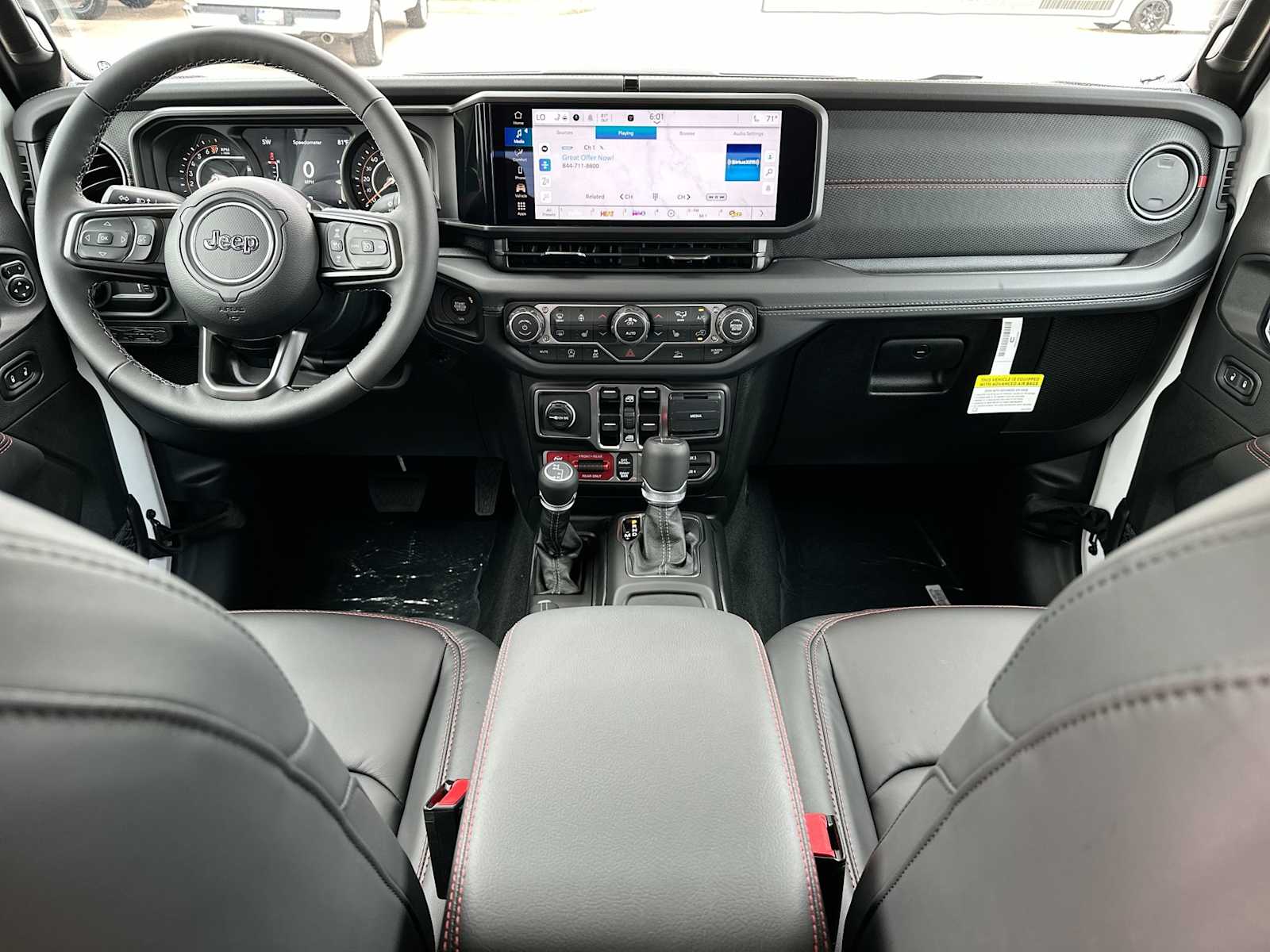 Thumbnail: 2025 Jeep Gladiator - 25