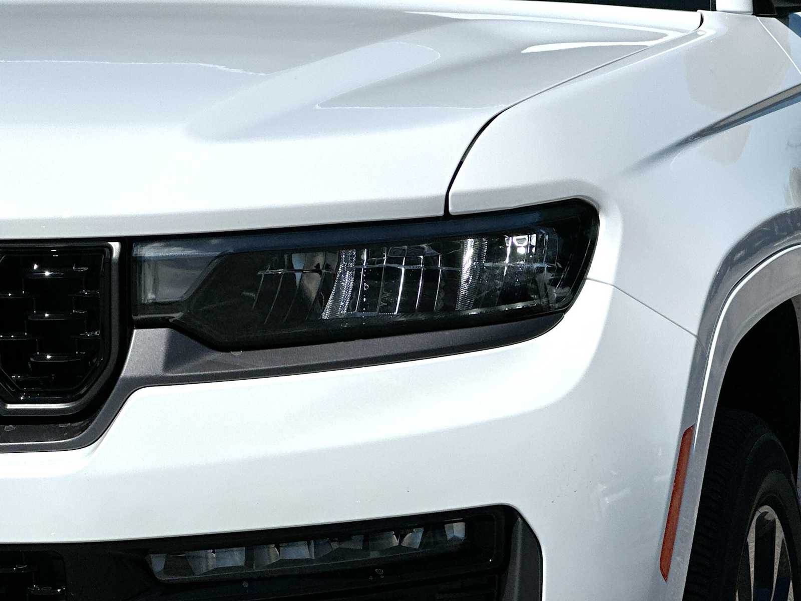 Thumbnail: 2026 Jeep Grand Cherokee - 16