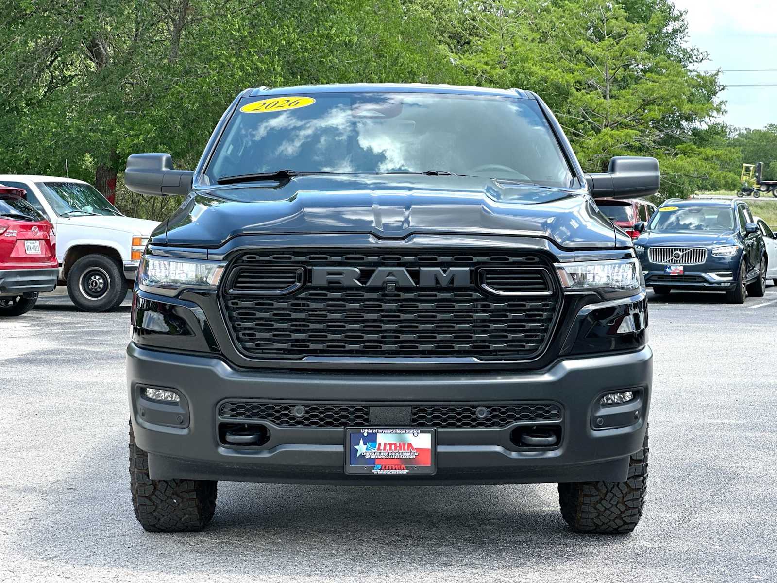 Thumbnail: 2026 RAM 1500 - 10