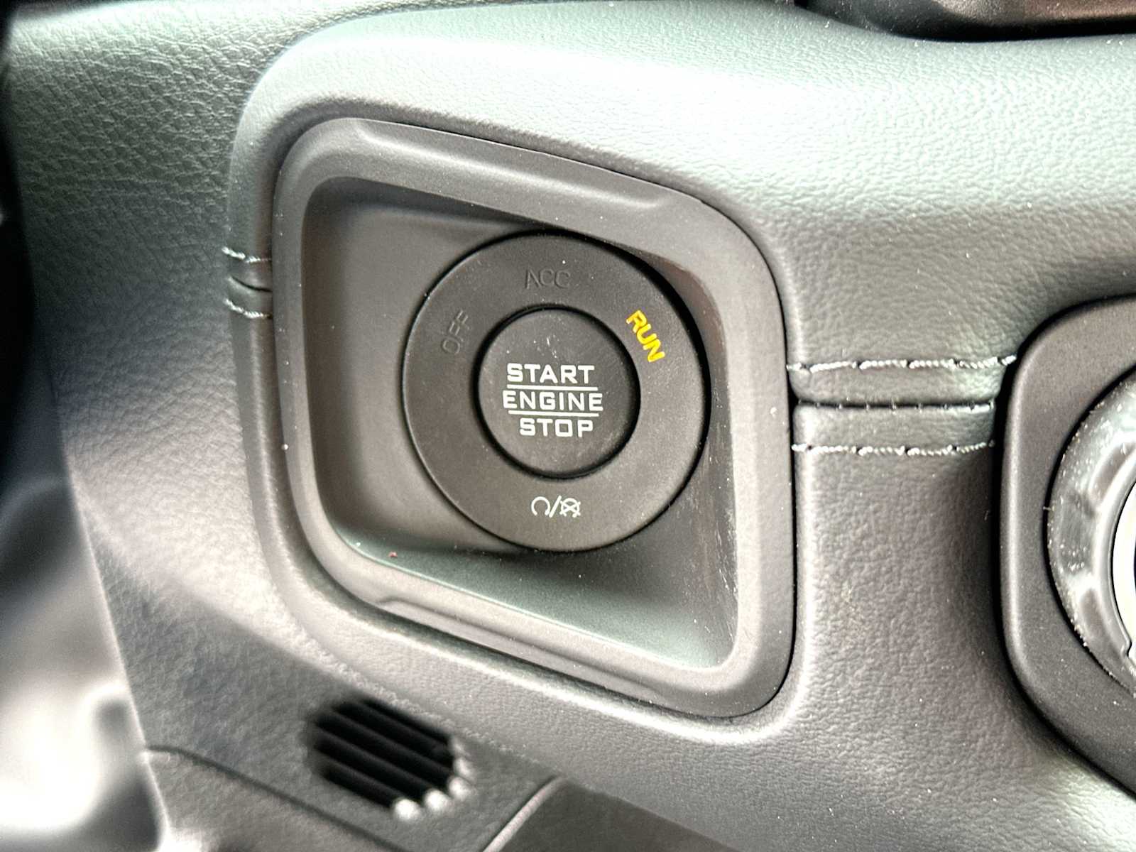 Thumbnail: 2026 Jeep Wrangler - 28