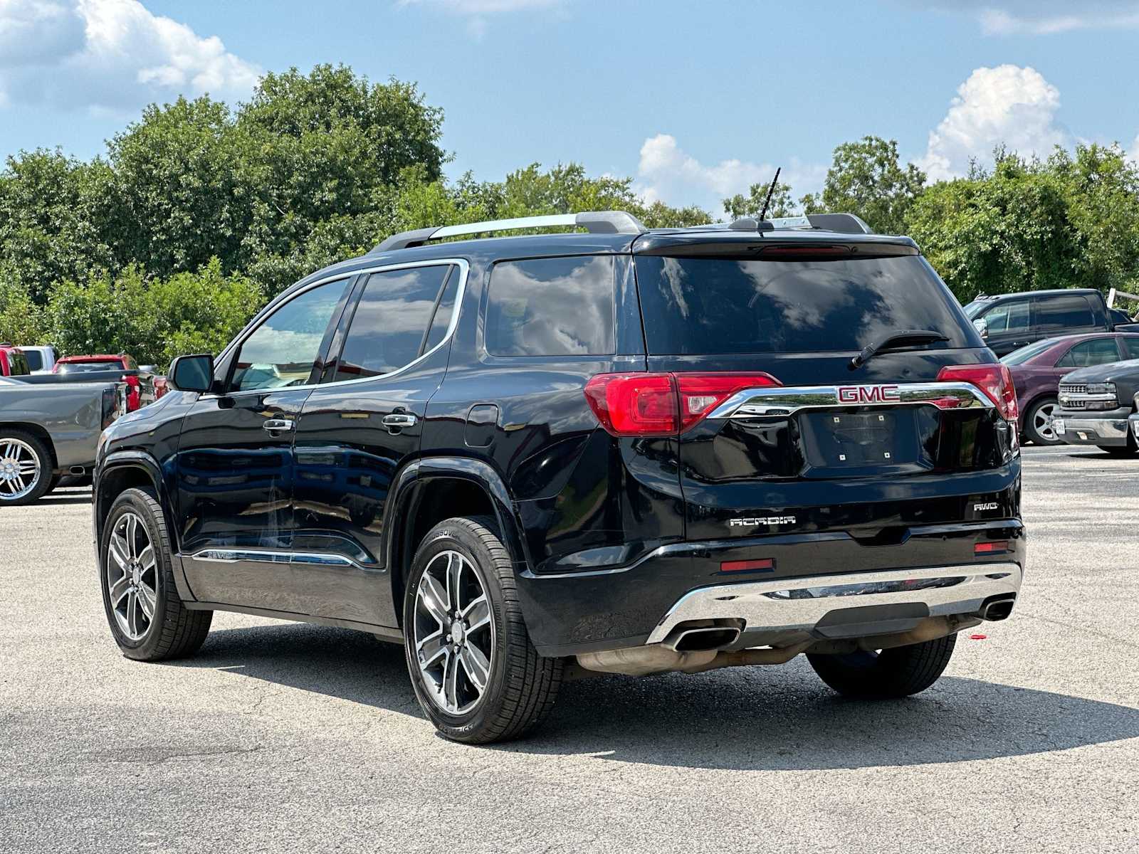 Thumbnail: 2019 GMC Acadia - 13