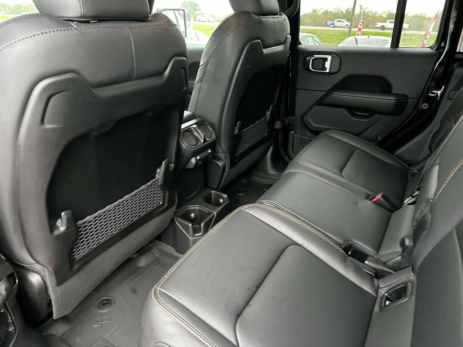 Thumbnail: 2026 Jeep Gladiator - 24