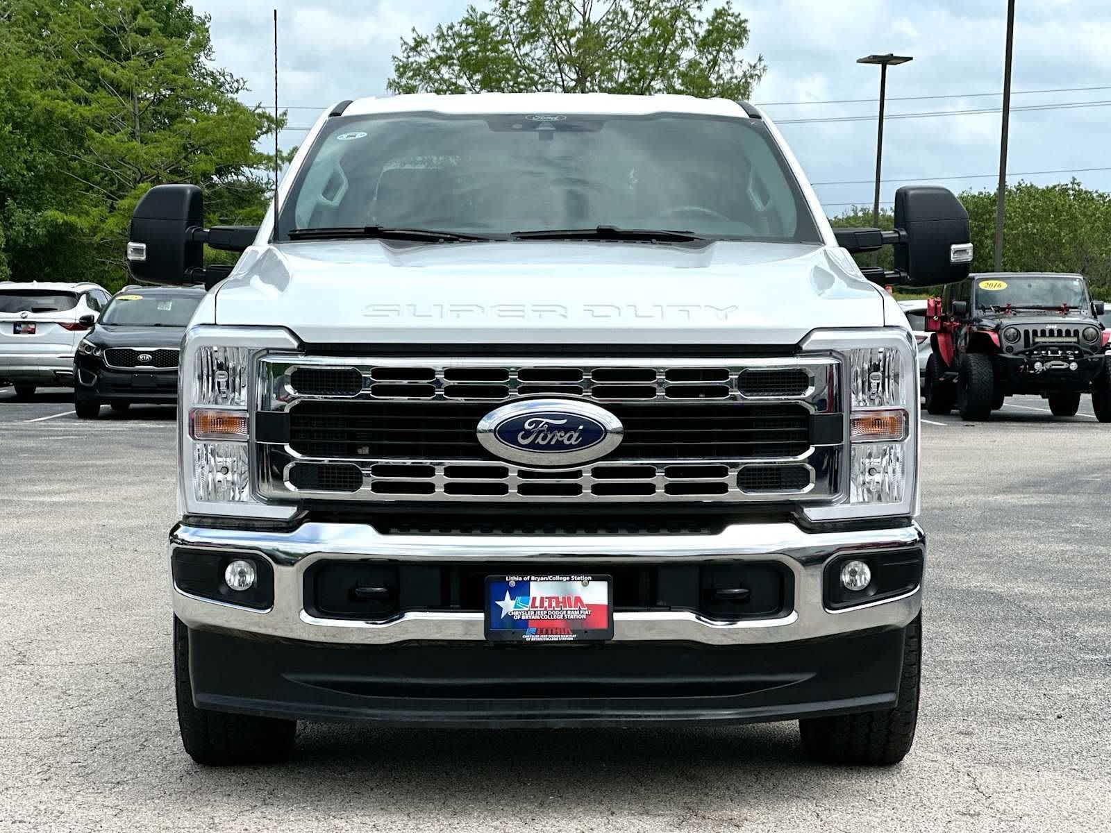 Thumbnail: 2025 Ford F-250 - 10