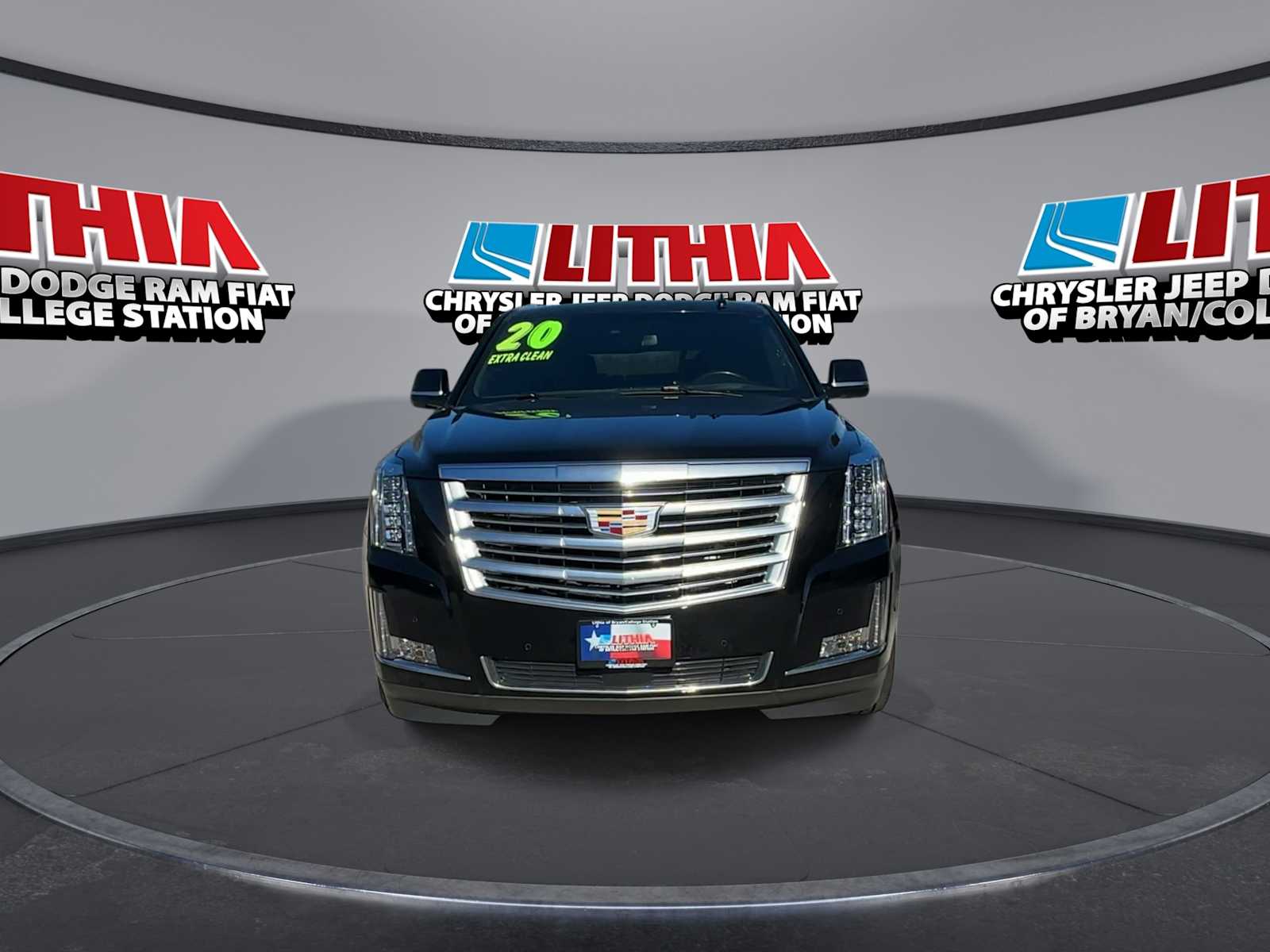 Thumbnail: 2020 Cadillac Escalade - 3