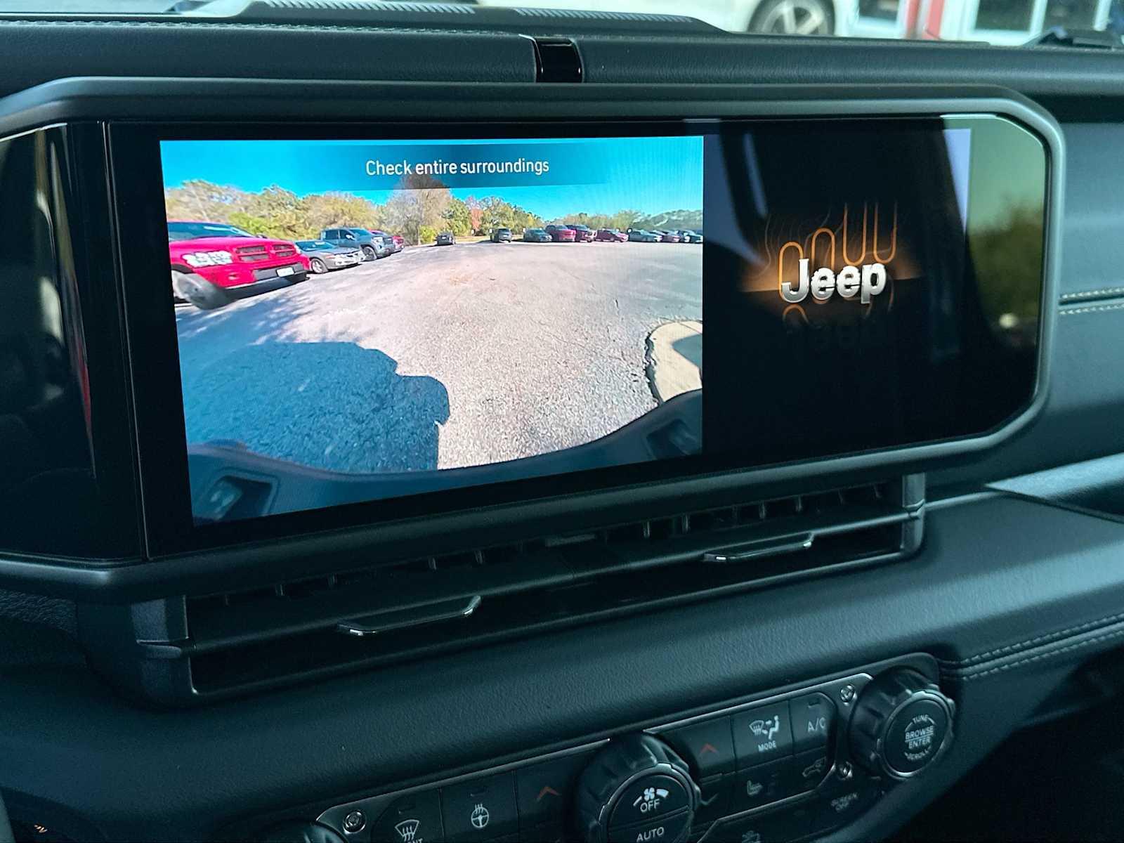 Thumbnail: 2026 Jeep Gladiator - 20