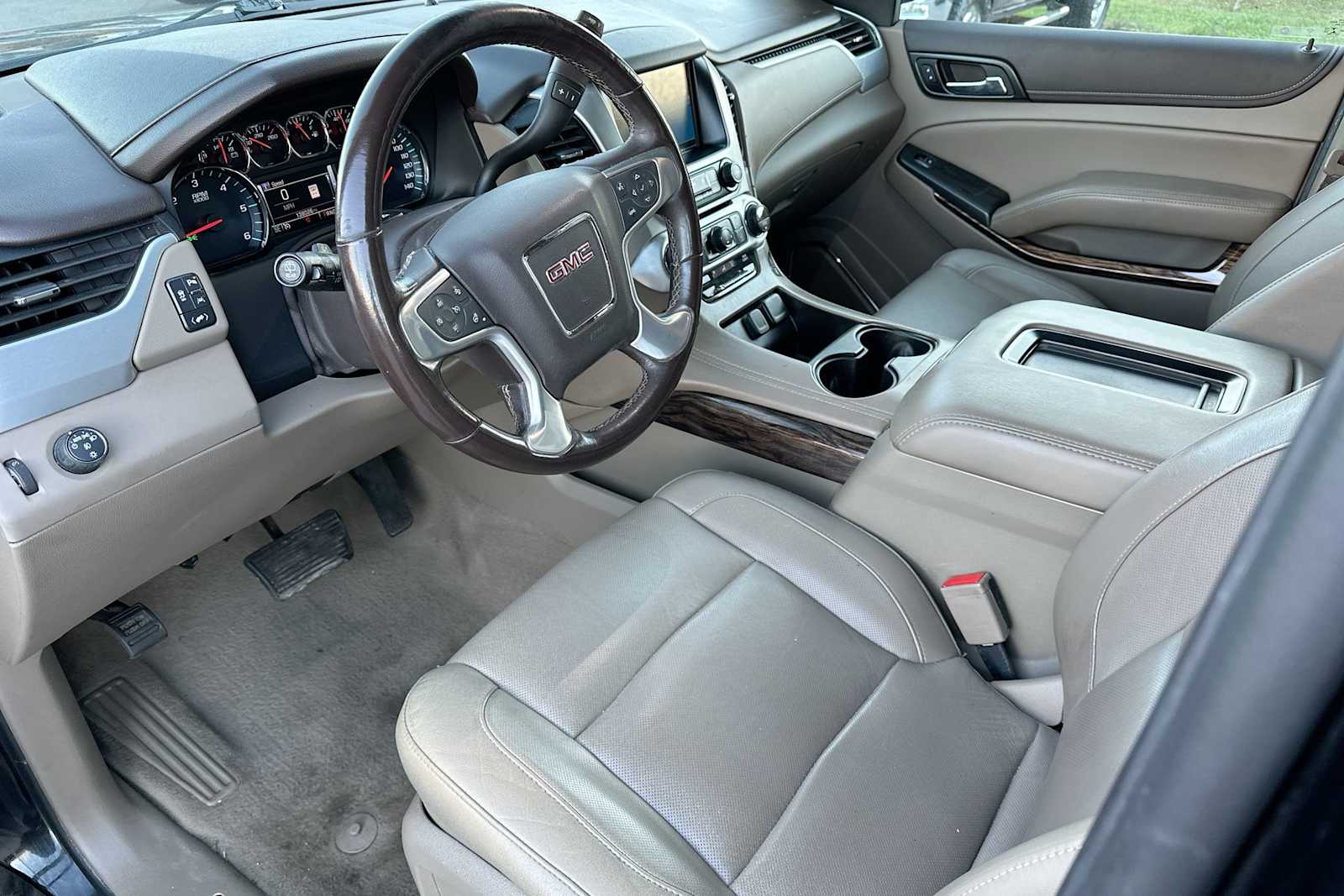 Thumbnail: 2020 GMC Yukon - 18